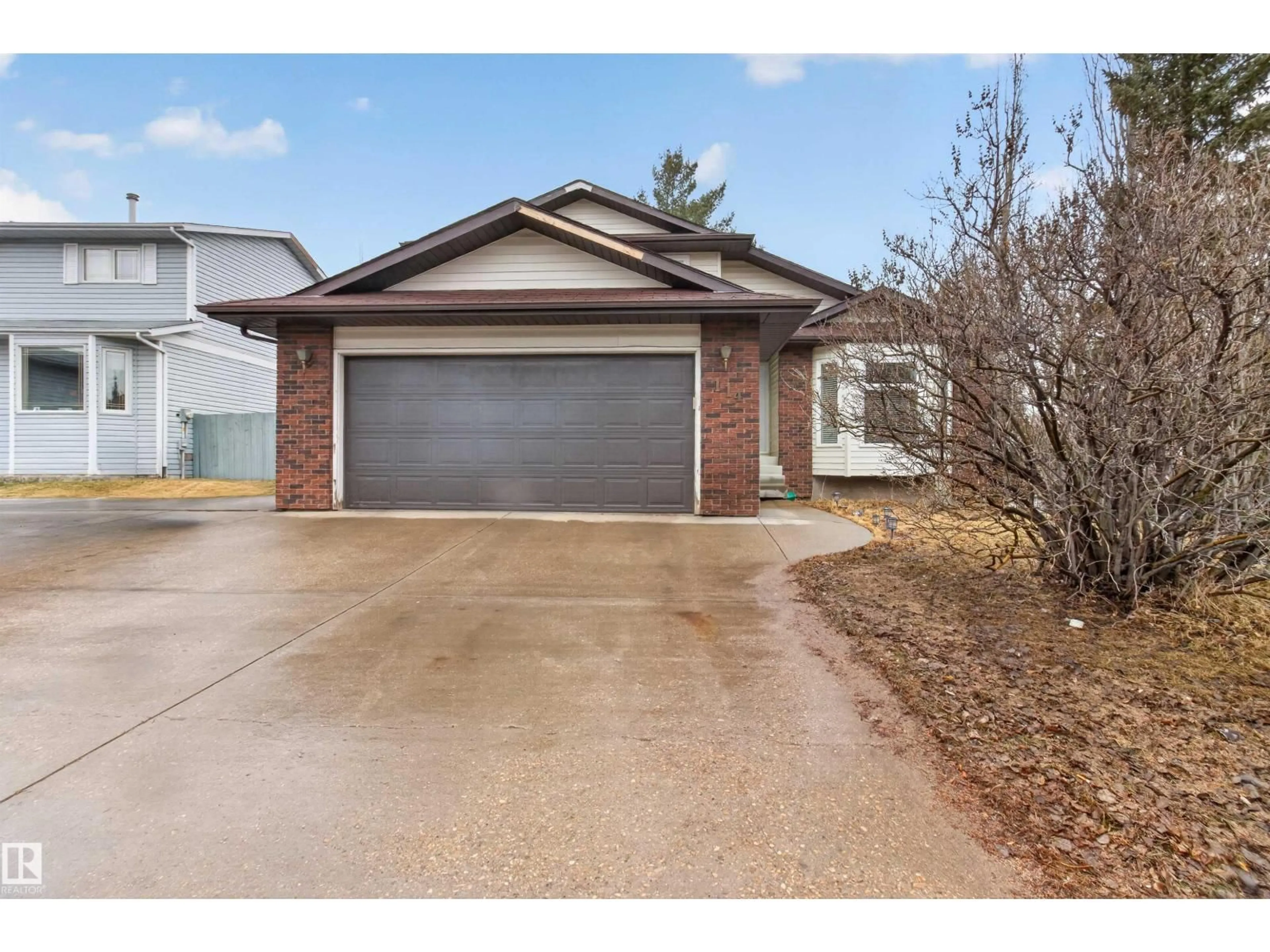 Unknown for 114 CARMEL RD, Sherwood Park Alberta T8A5B3