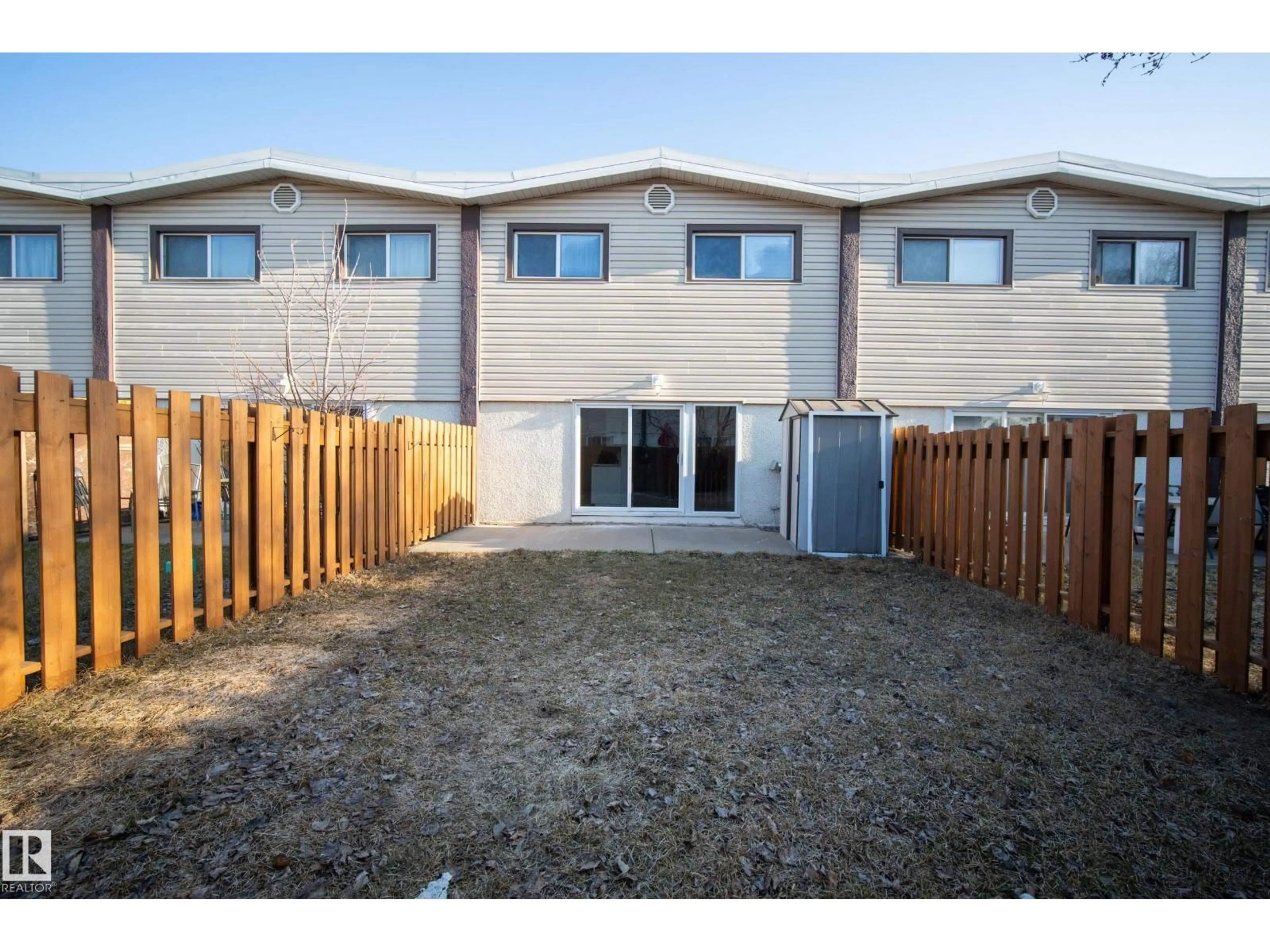 Patio, street for E - 16315 89 AV, Edmonton Alberta T5R4S1