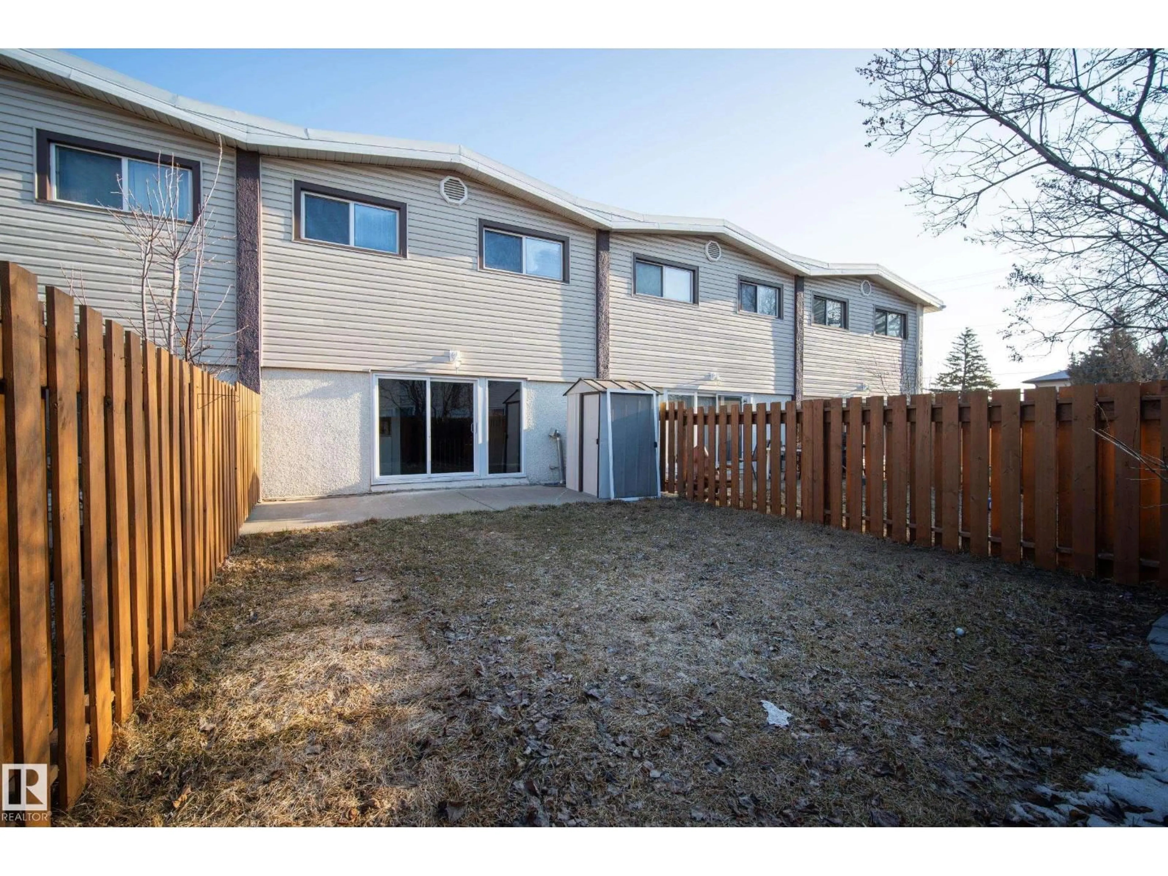Patio, street for E - 16315 89 AV, Edmonton Alberta T5R4S1