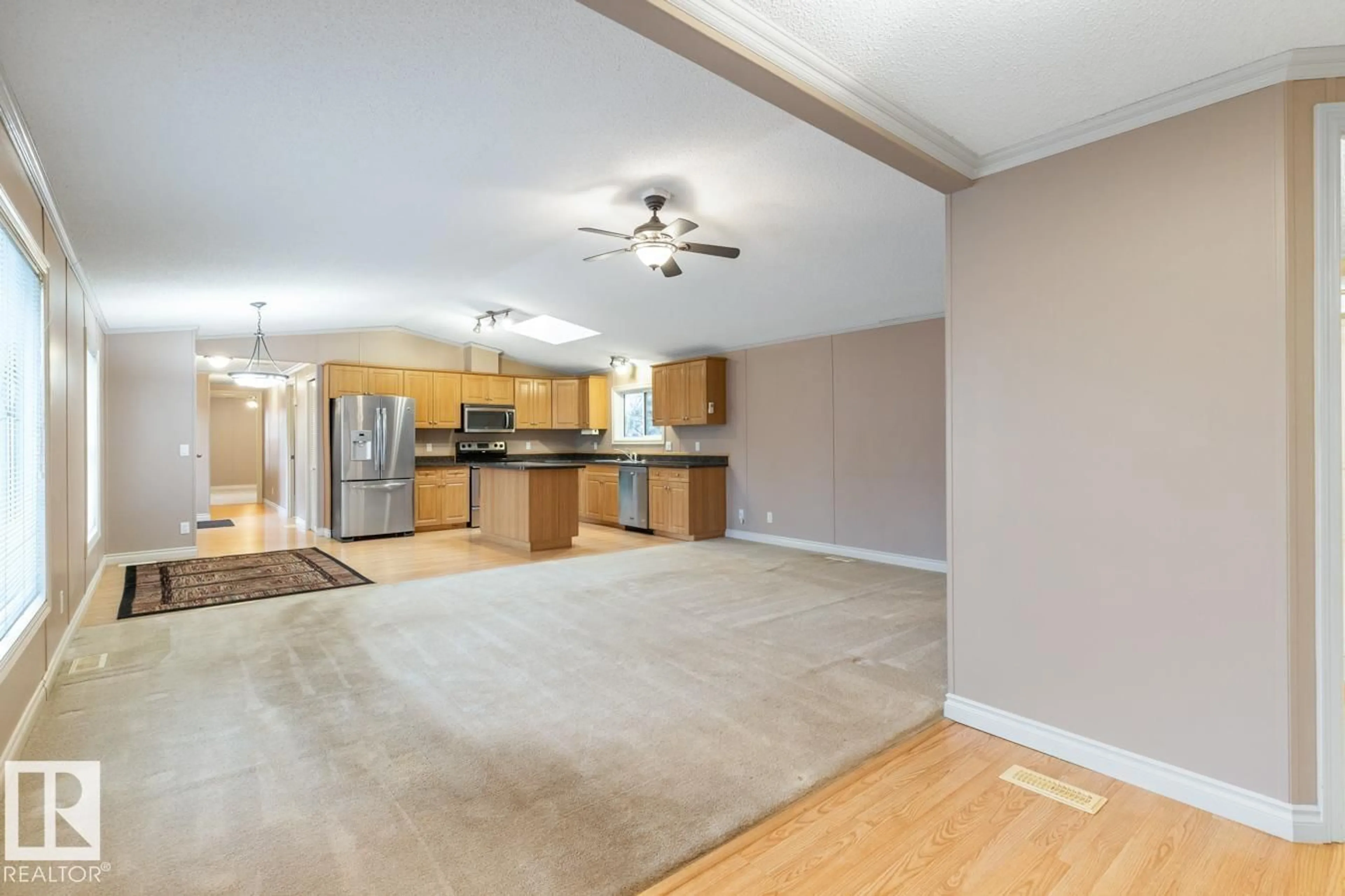 Open concept kitchen, unknown for 42 RIM ROAD SE, Edmonton Alberta T6P1C2