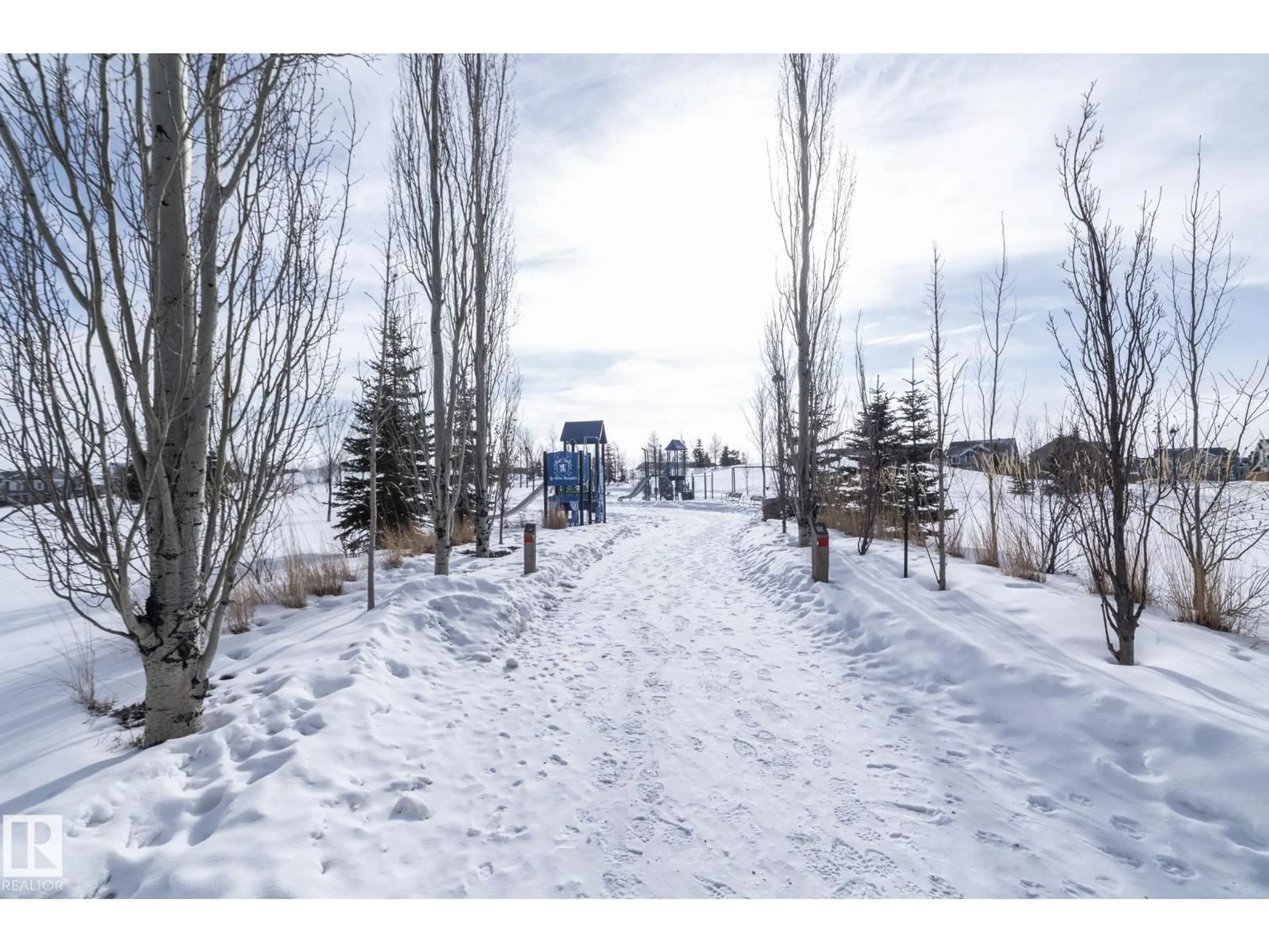 A pic from outside/outdoor area/front of a property/back of a property/a pic from drone, street for SW - 6938 23 AV, Edmonton Alberta T6X1Z3