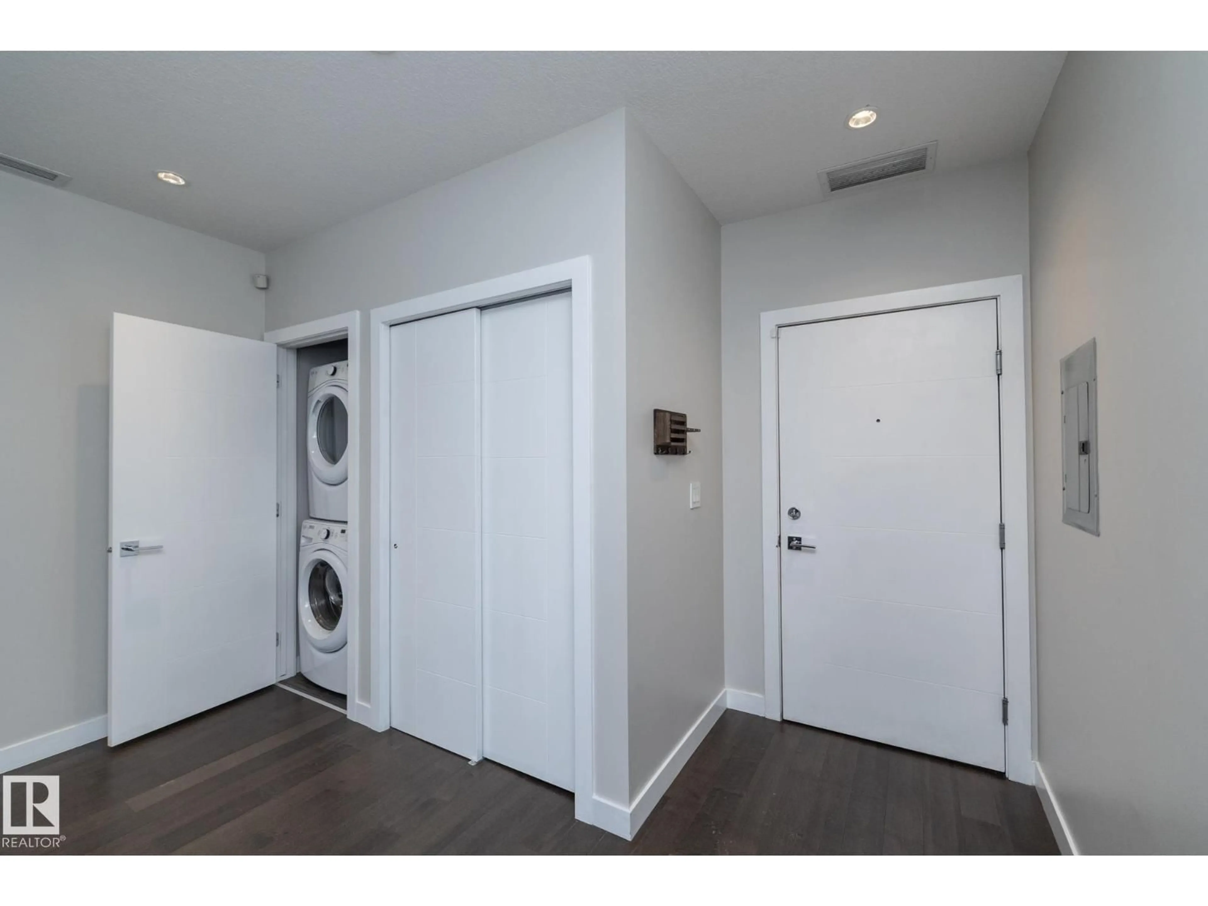 Unknown for 10238 - 1201 103 ST NW, Edmonton Alberta T5J0G6