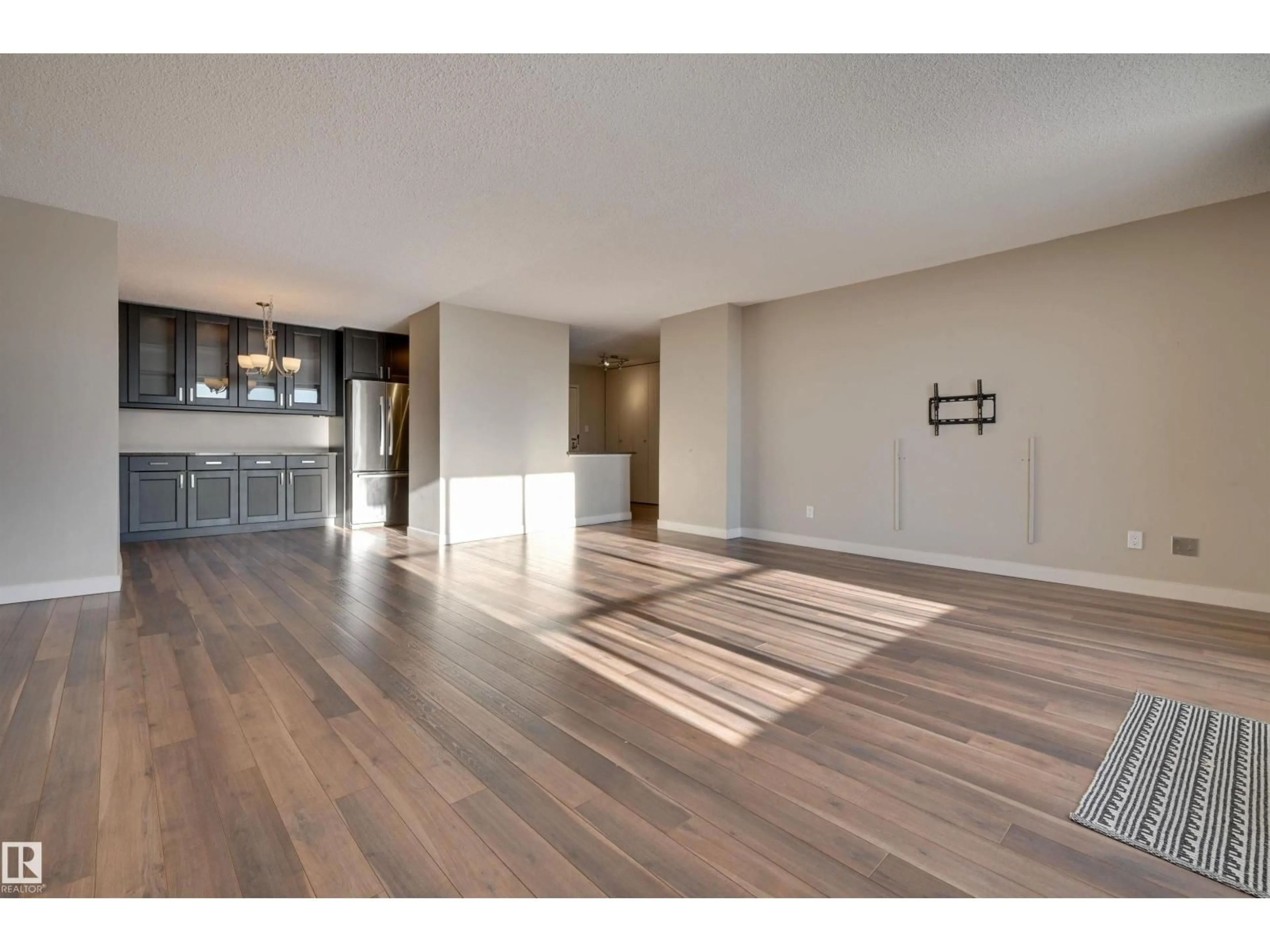 Unknown for #406 - 12141 JASPER AV, Edmonton Alberta T5N3X8