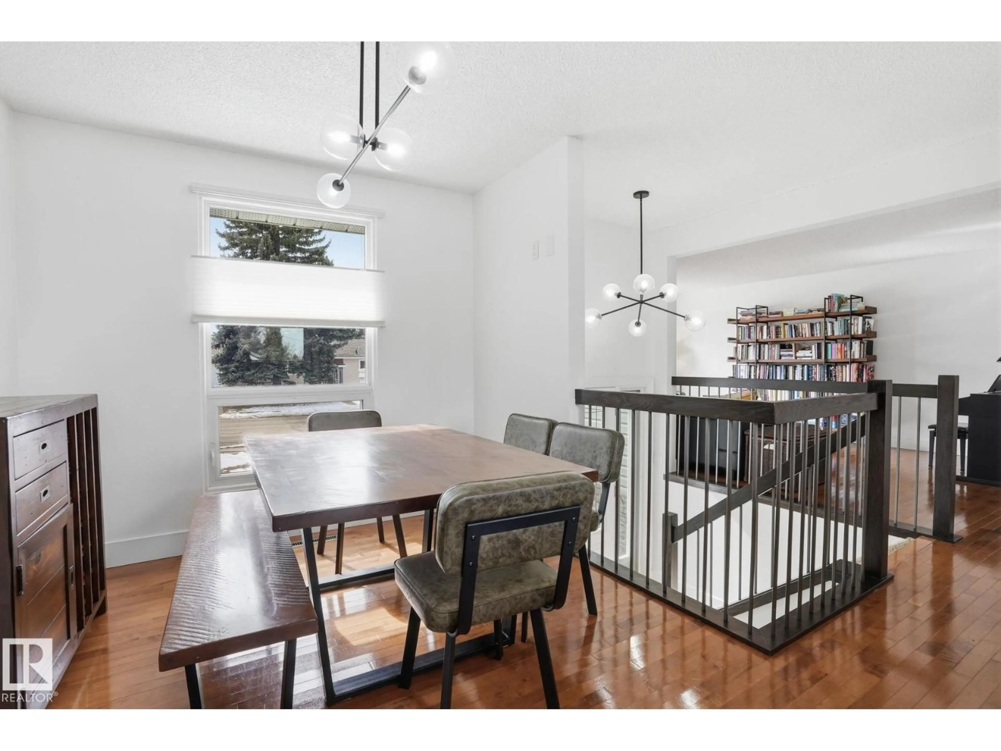 Dining room, wood/laminate floor for NW - 4111 121 ST, Edmonton Alberta T6J1Y6
