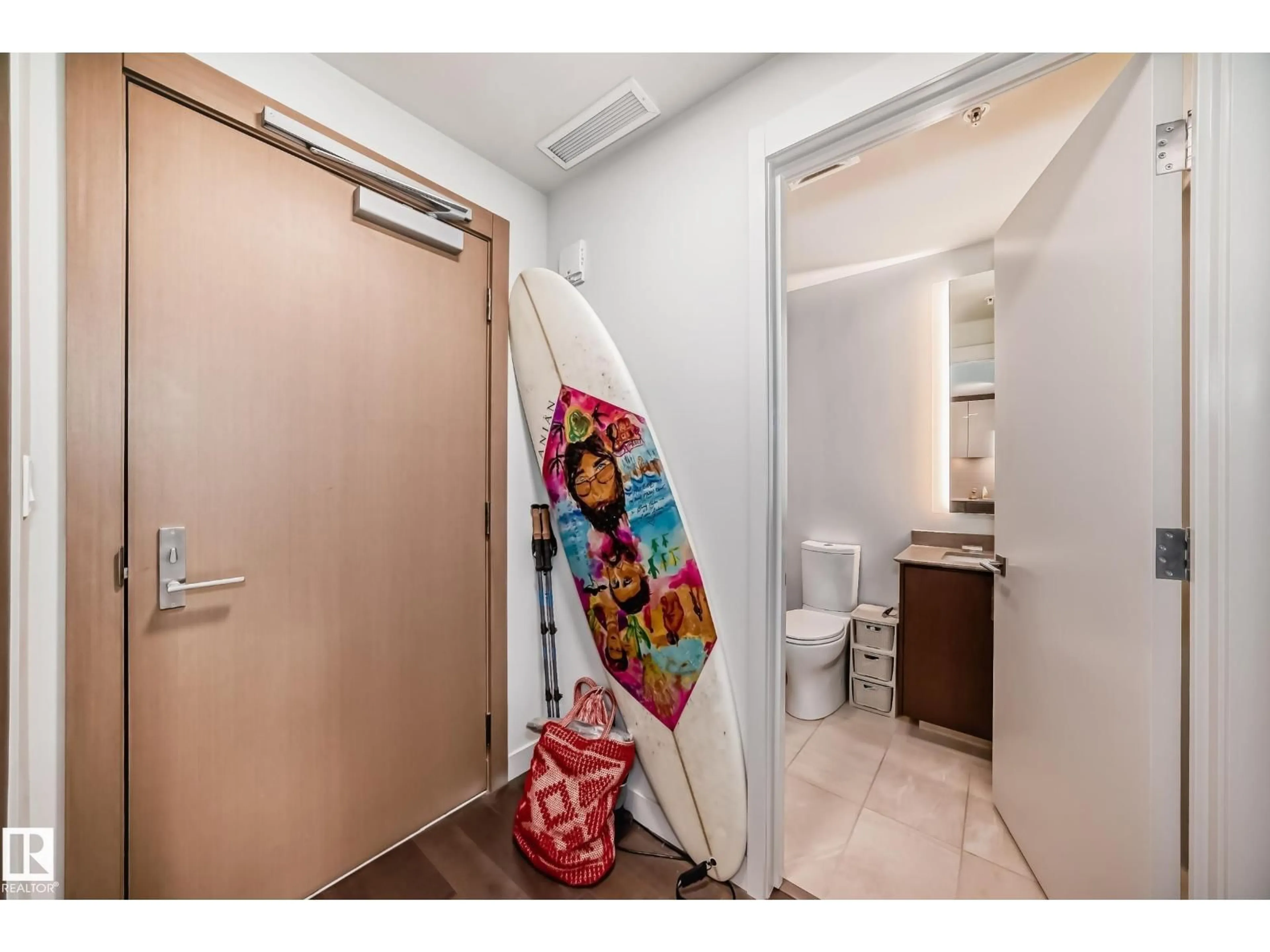 Unknown for 3007 10360 102 ST NW, Edmonton Alberta T5J0K6