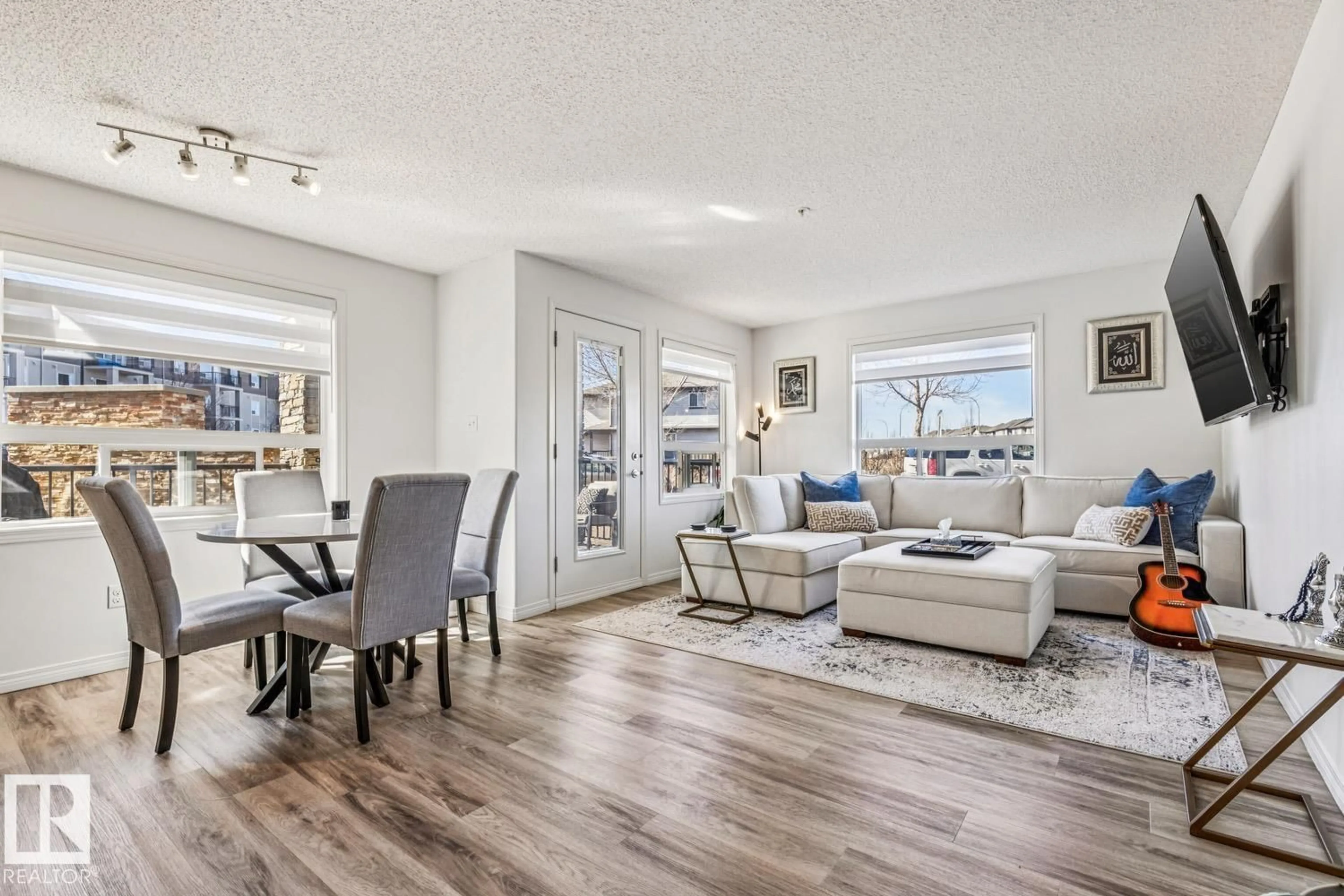 Living room with furniture, unknown for #147 - 1520 HAMMOND GATE GA, Edmonton Alberta T6M0J4