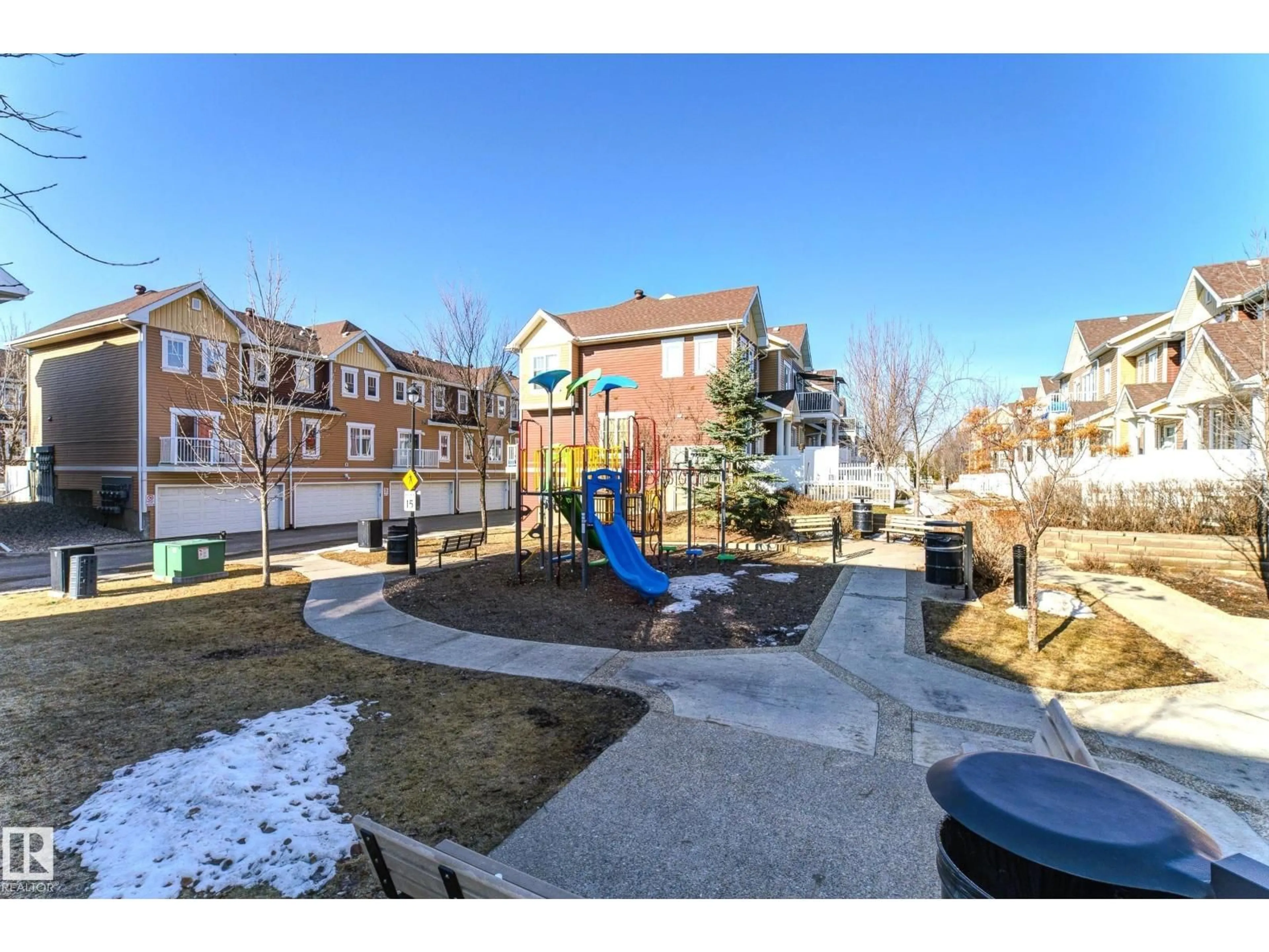 A pic from outside/outdoor area/front of a property/back of a property/a pic from drone, street for #27 - 1623 TOWNE CENTRE BV, Edmonton Alberta T6R0S3