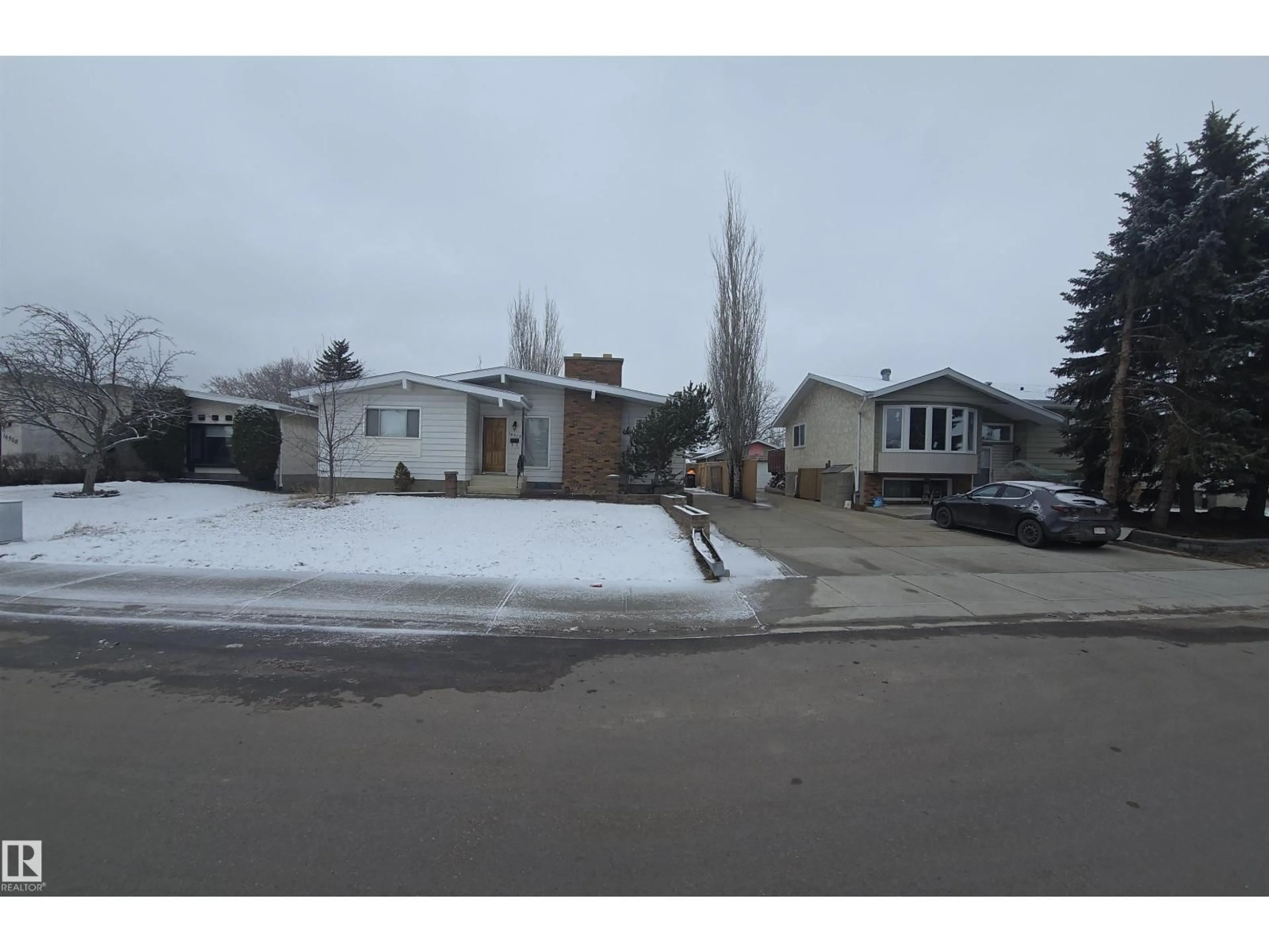 Blurry image for NW - 16912 110 ST, Edmonton Alberta T5X2N8