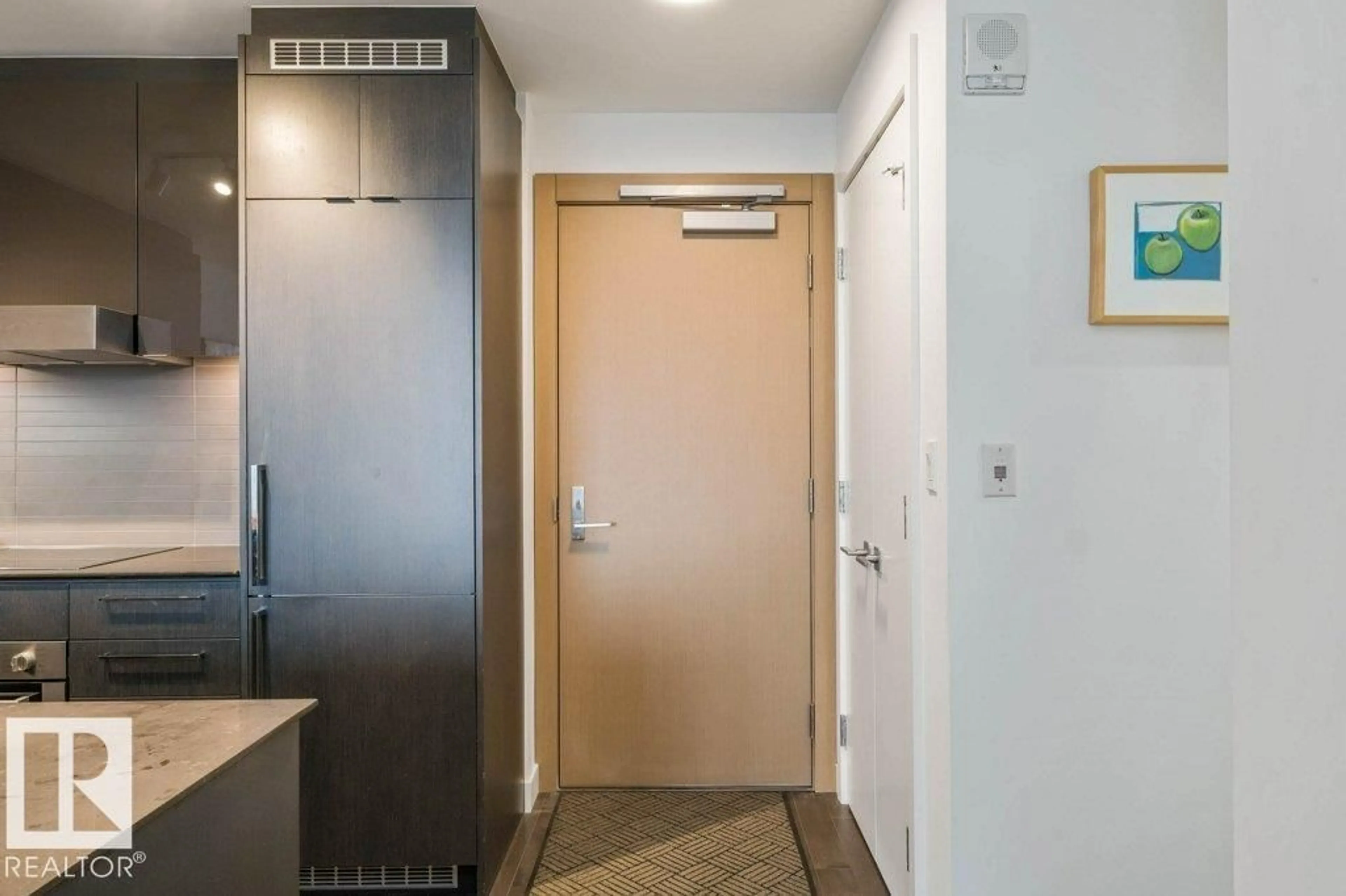 Indoor entryway for 10360 - 3606 102 ST NW, Edmonton Alberta T5J0K6