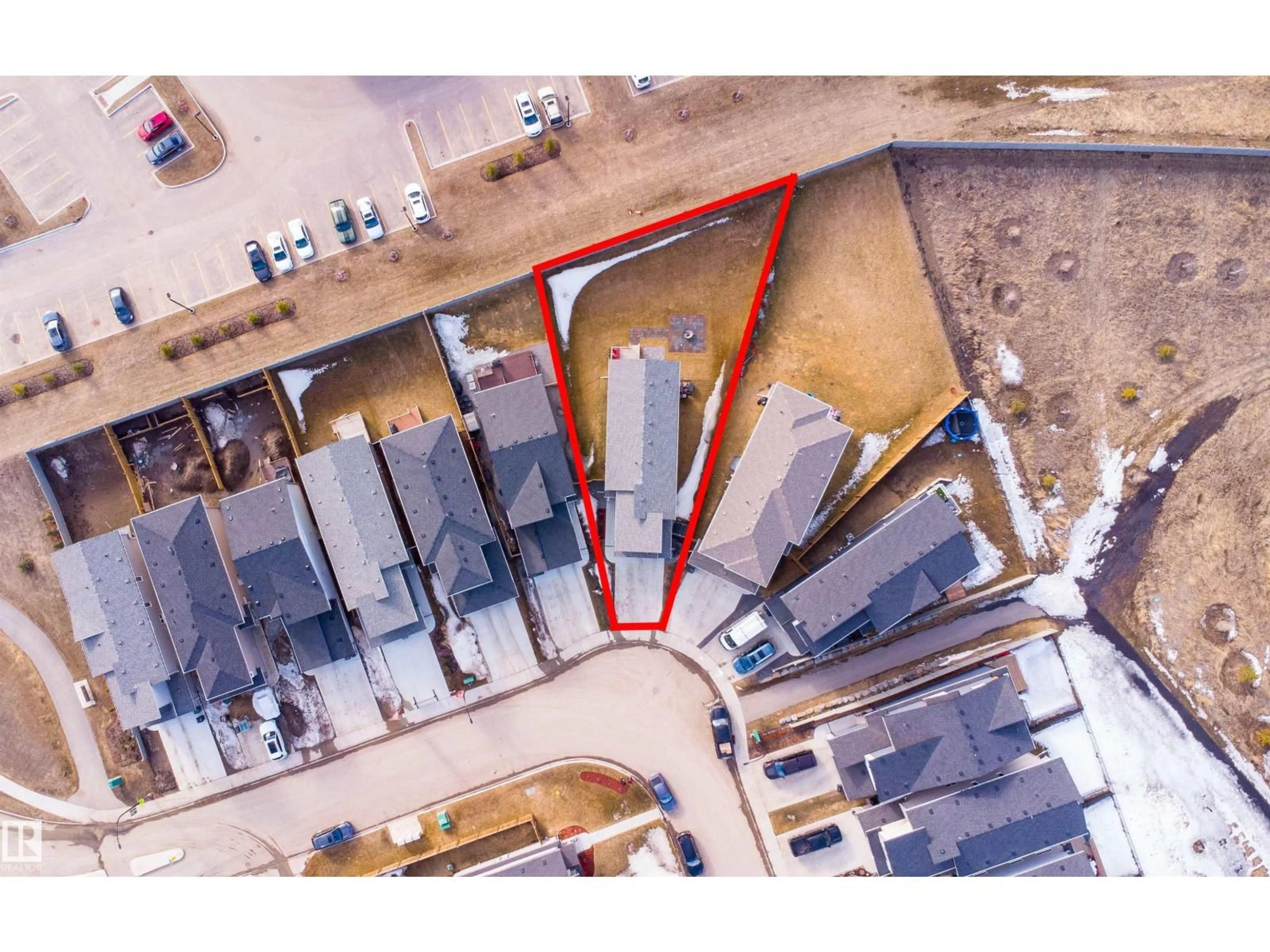 A pic from outside/outdoor area/front of a property/back of a property/a pic from drone, street for 15 GAMBEL, Spruce Grove Alberta T7X0B8