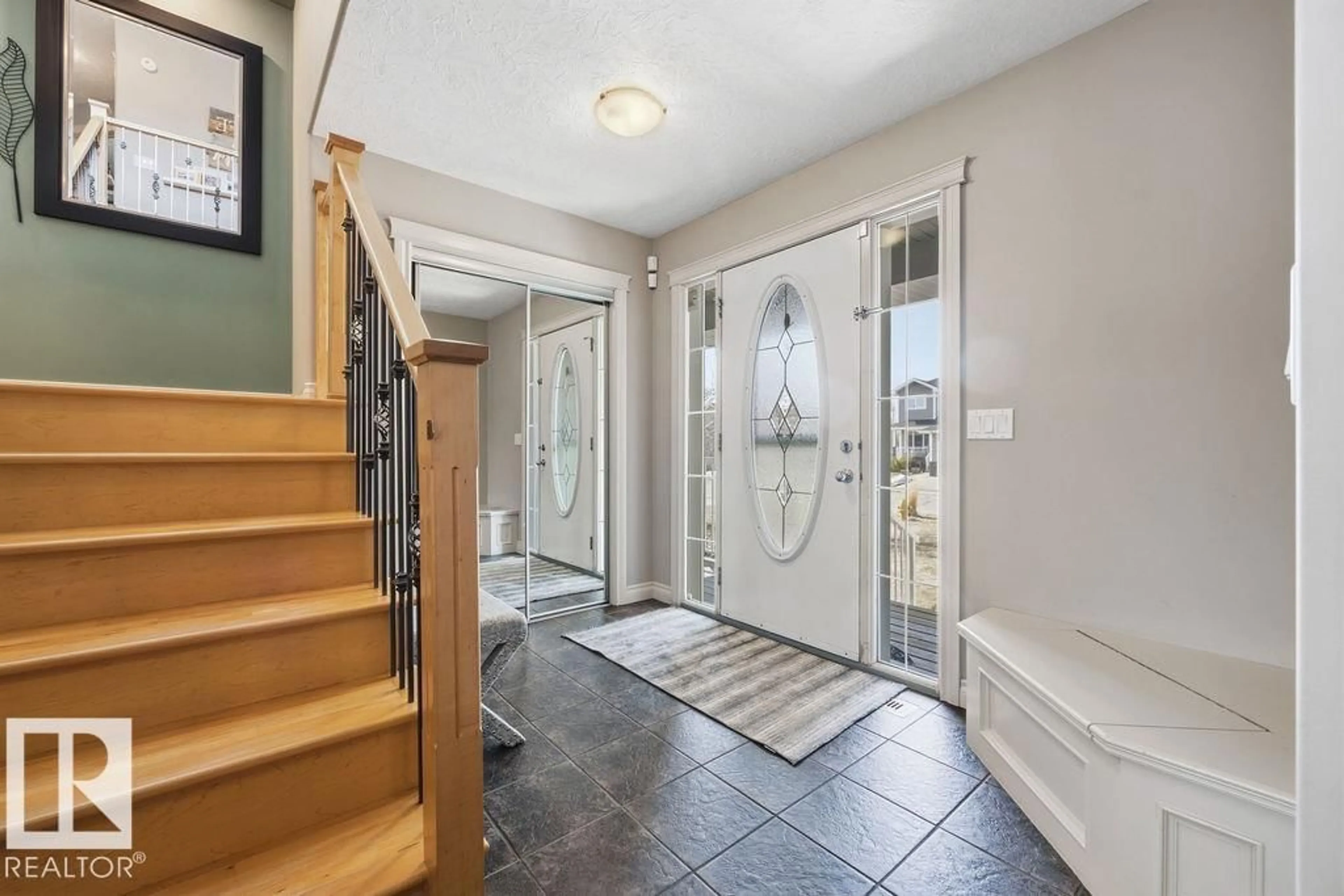 Indoor entryway for 21 CREEKSIDE DR, Ardrossan Alberta T8E1J6