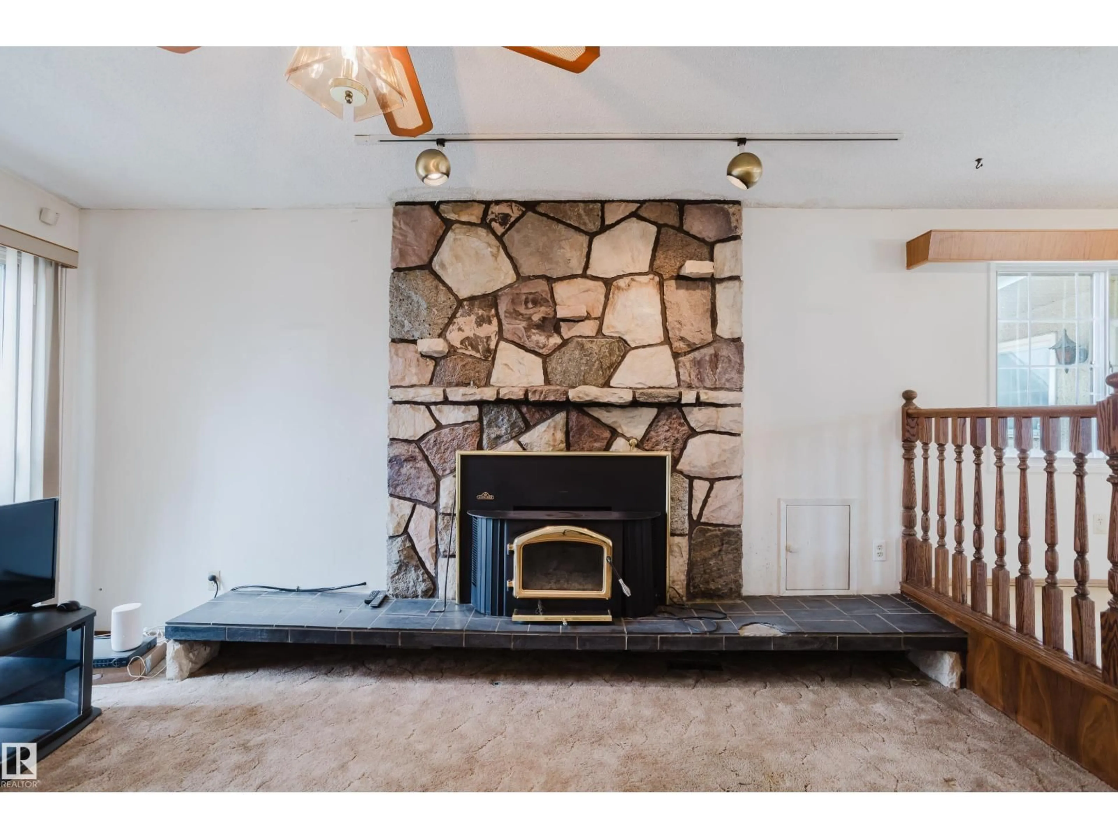 Unknown for 9536 151 AV, Edmonton Alberta T5E2R3