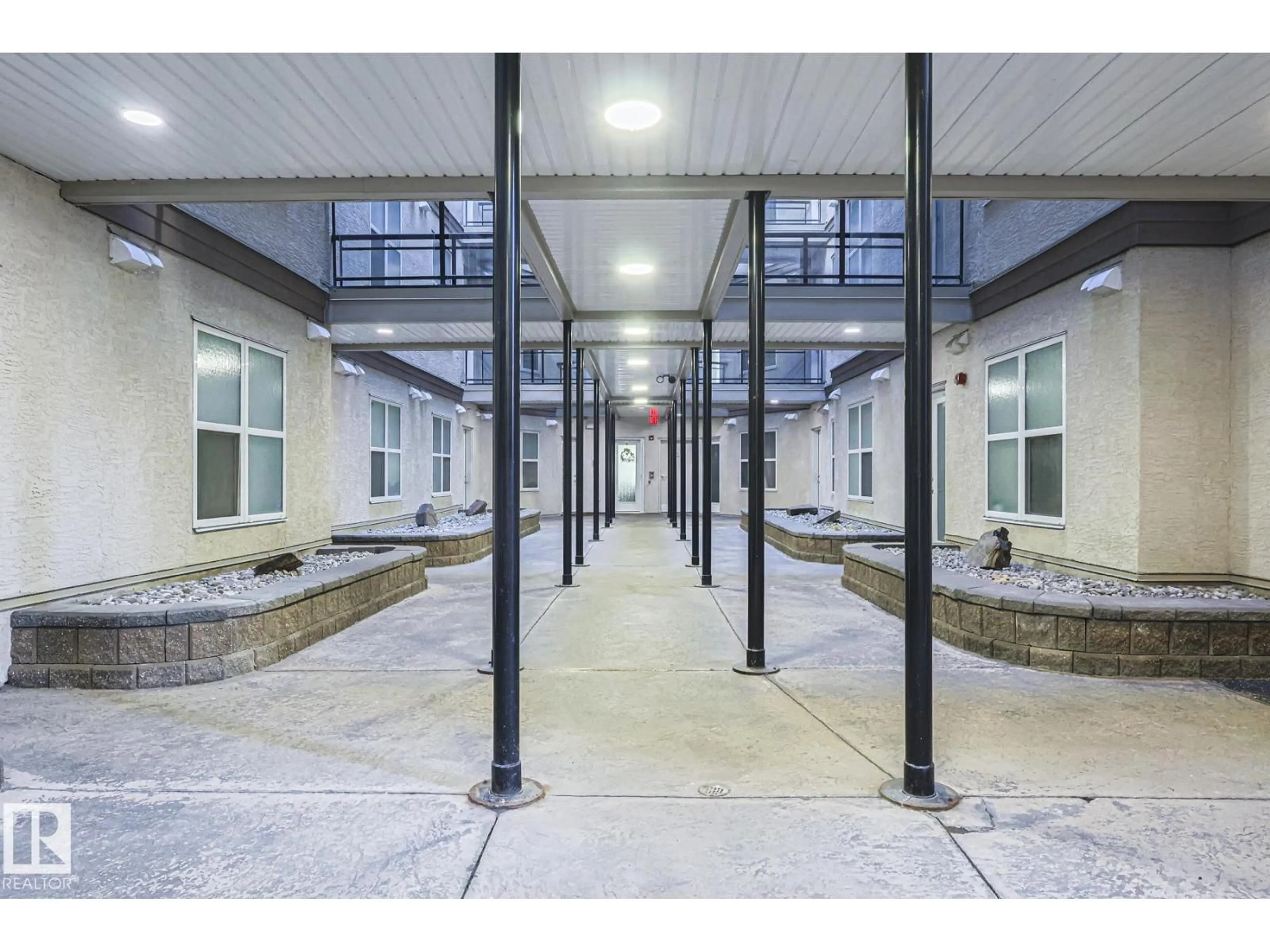 Indoor foyer for #100 - 4835 104A ST NW, Edmonton Alberta T6H0R5