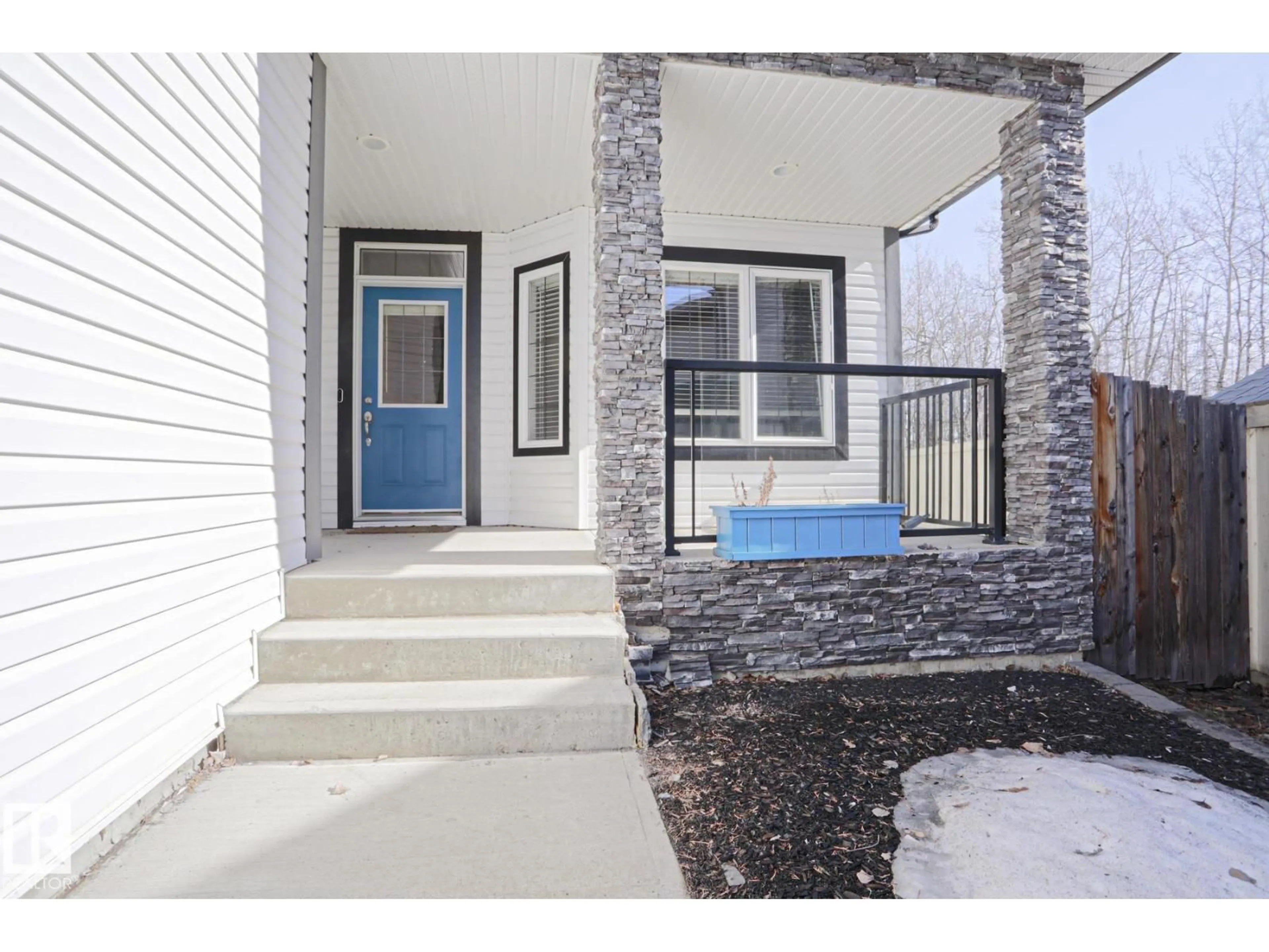 Indoor entryway for SW - 205 79 ST, Edmonton Alberta T6X1K7