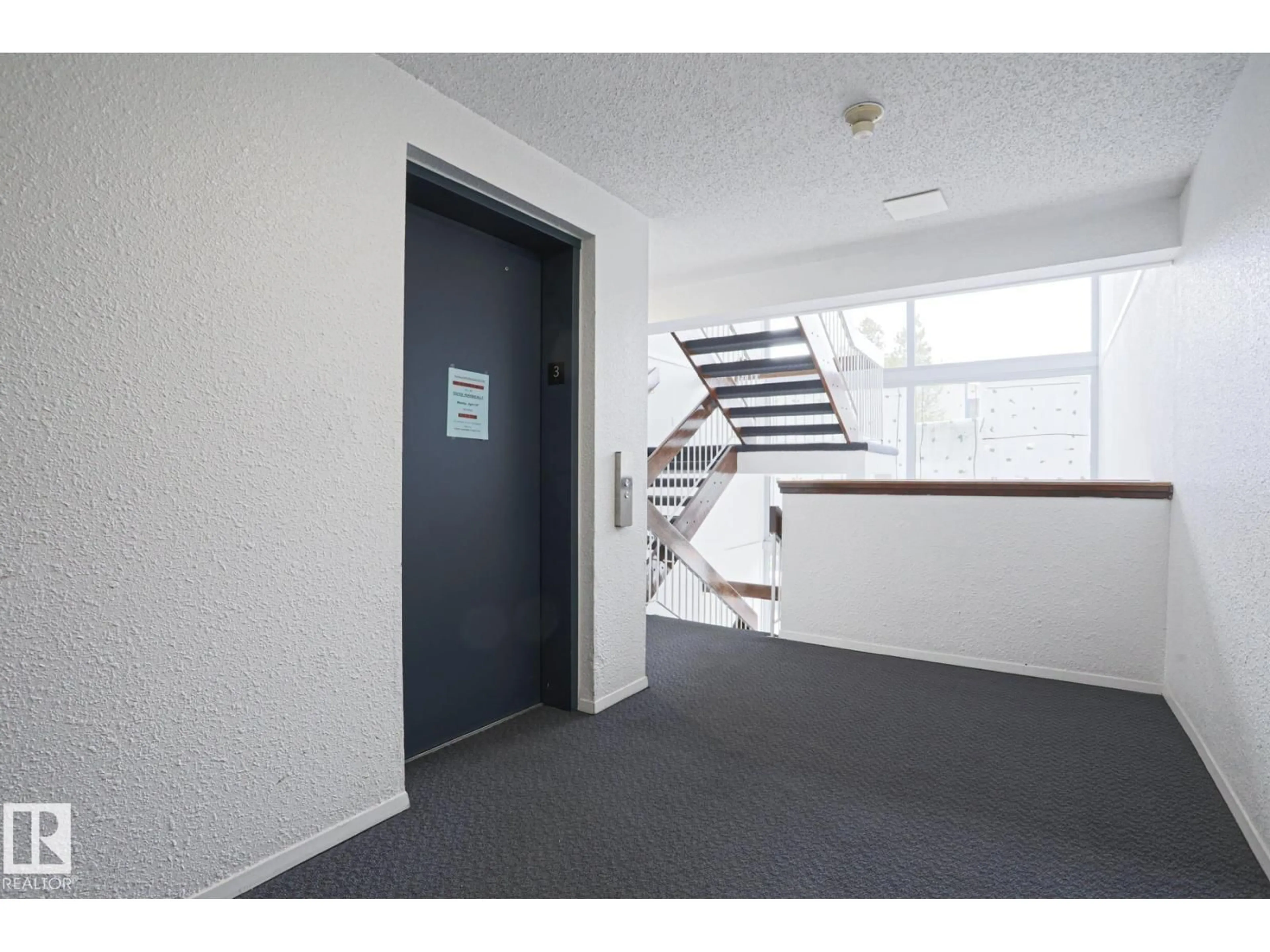 Indoor foyer for #303 - 2628 MILL WOODS RD E, Edmonton Alberta T6L5K8