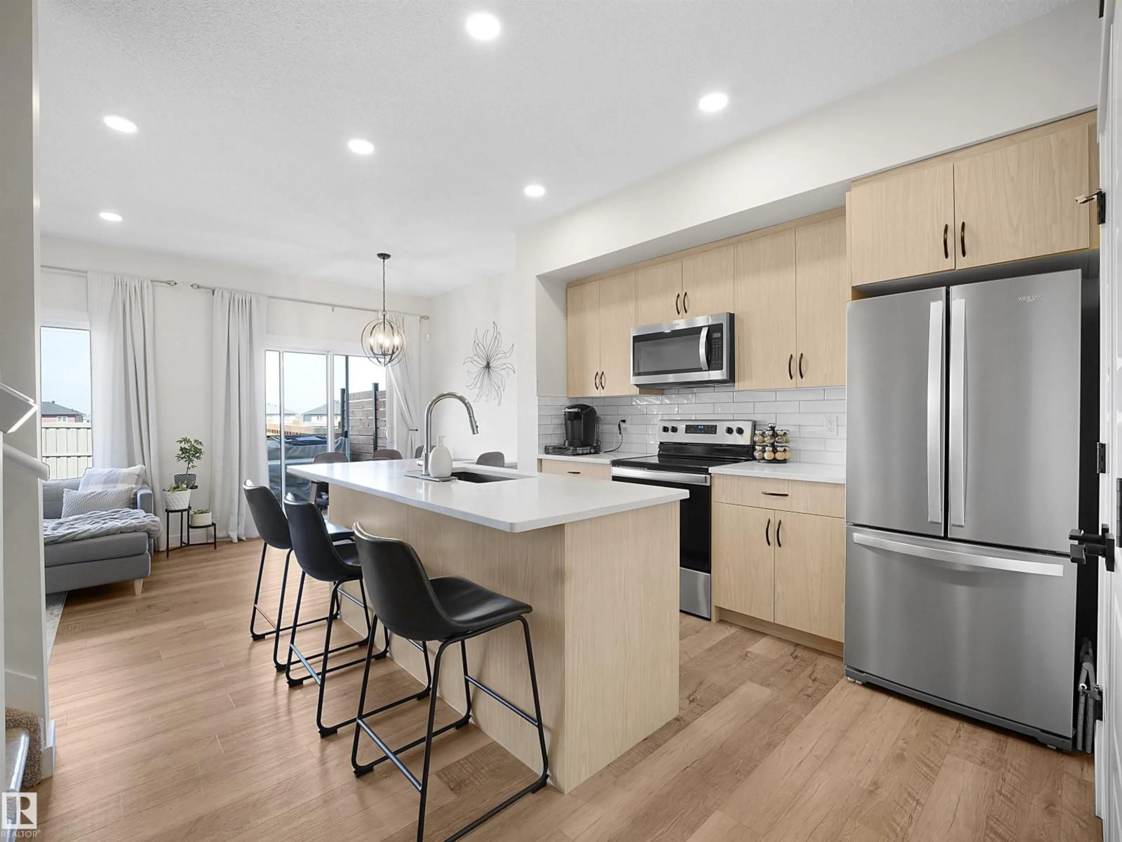 Open concept kitchen, unknown for 7556 CREIGHTON PL, Edmonton Alberta T6W3Z6