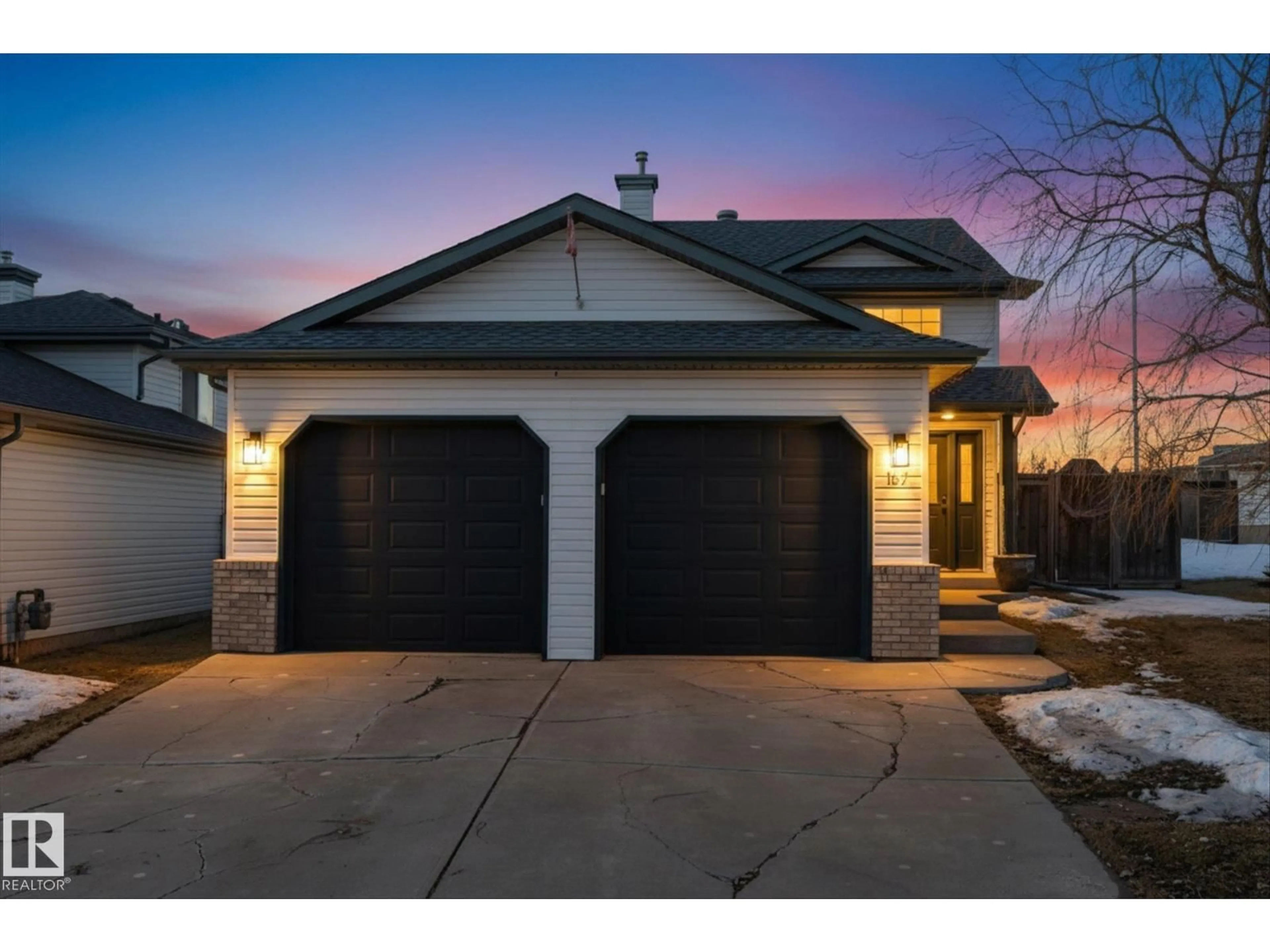 Indoor garage for 167 LAKELAND DR, Spruce Grove Alberta T7X3Z8