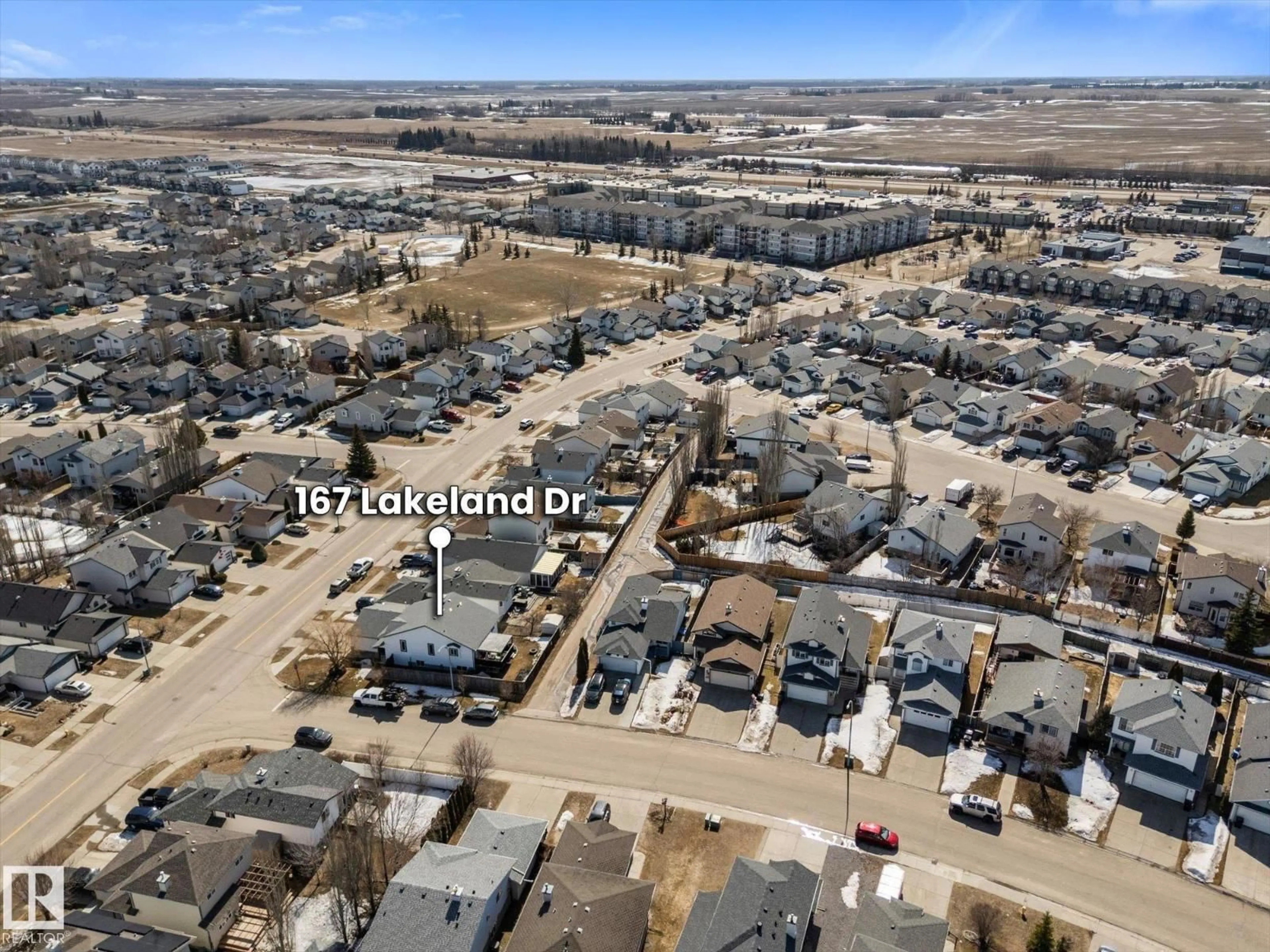 A pic from outside/outdoor area/front of a property/back of a property/a pic from drone, street for 167 LAKELAND DR, Spruce Grove Alberta T7X3Z8