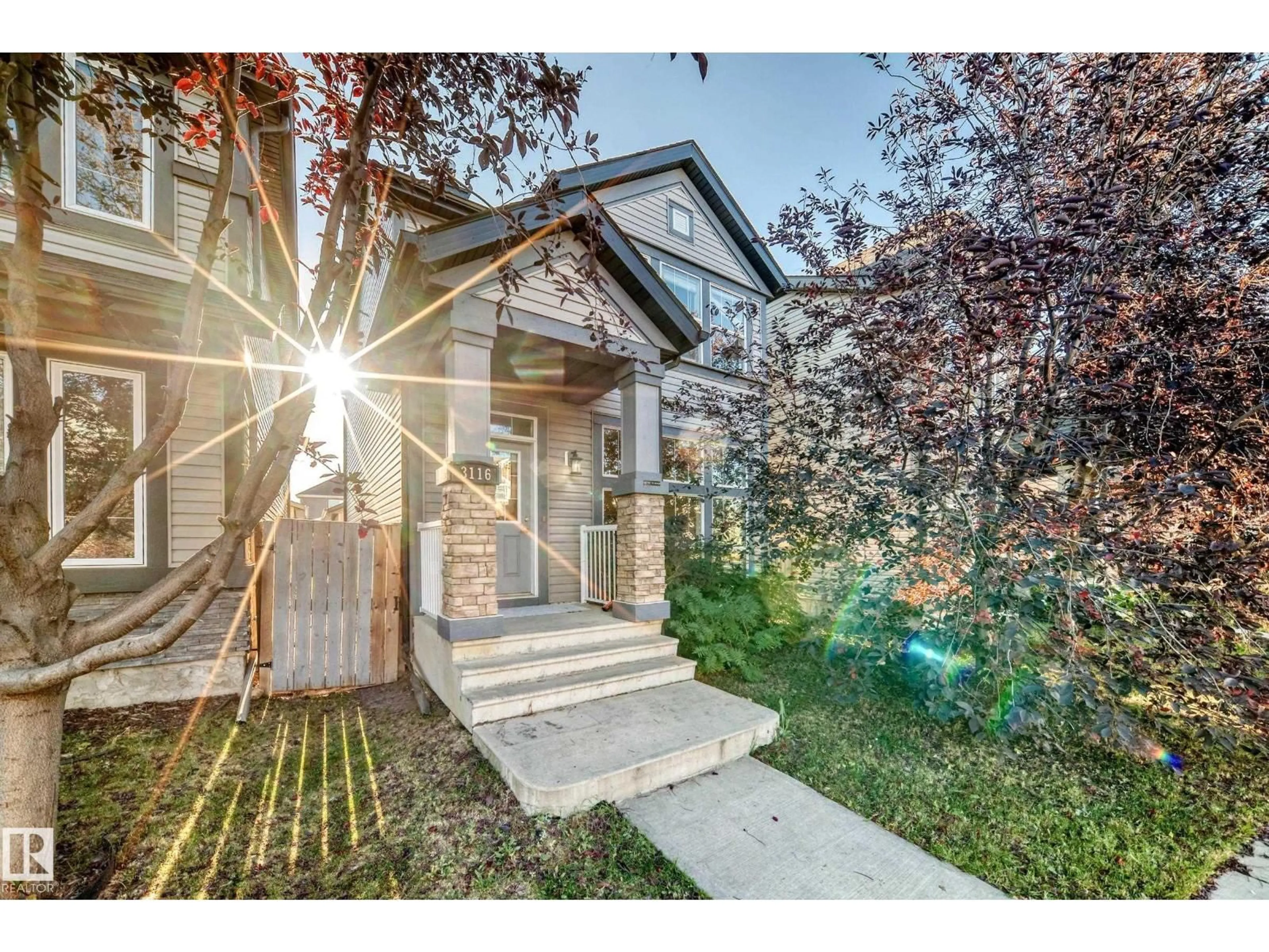 Unknown for 3116 ARTHURS CR, Edmonton Alberta T6W2H7