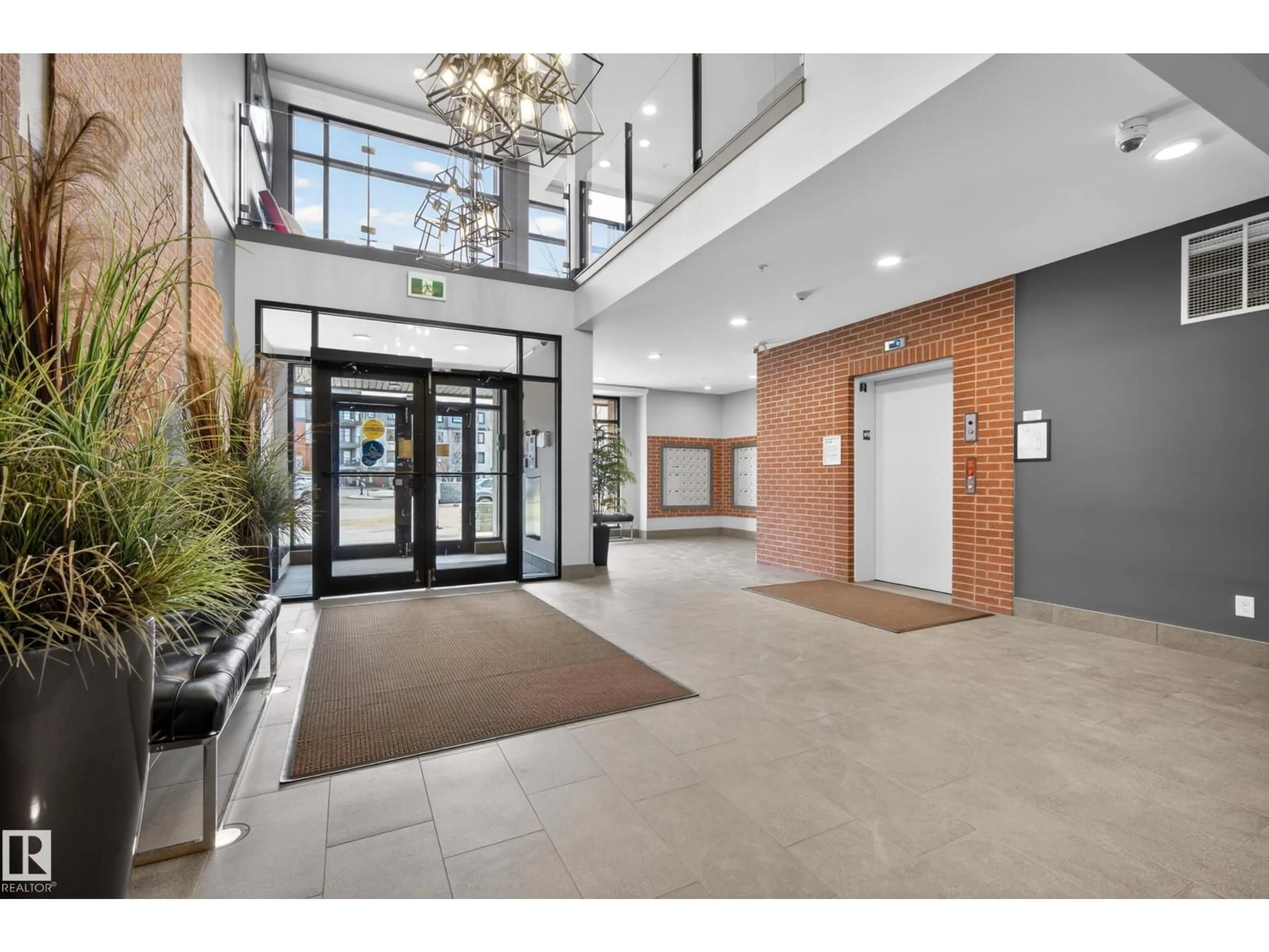 Indoor foyer for #127 - 1154 ADAMSON DR, Edmonton Alberta T6W3N5