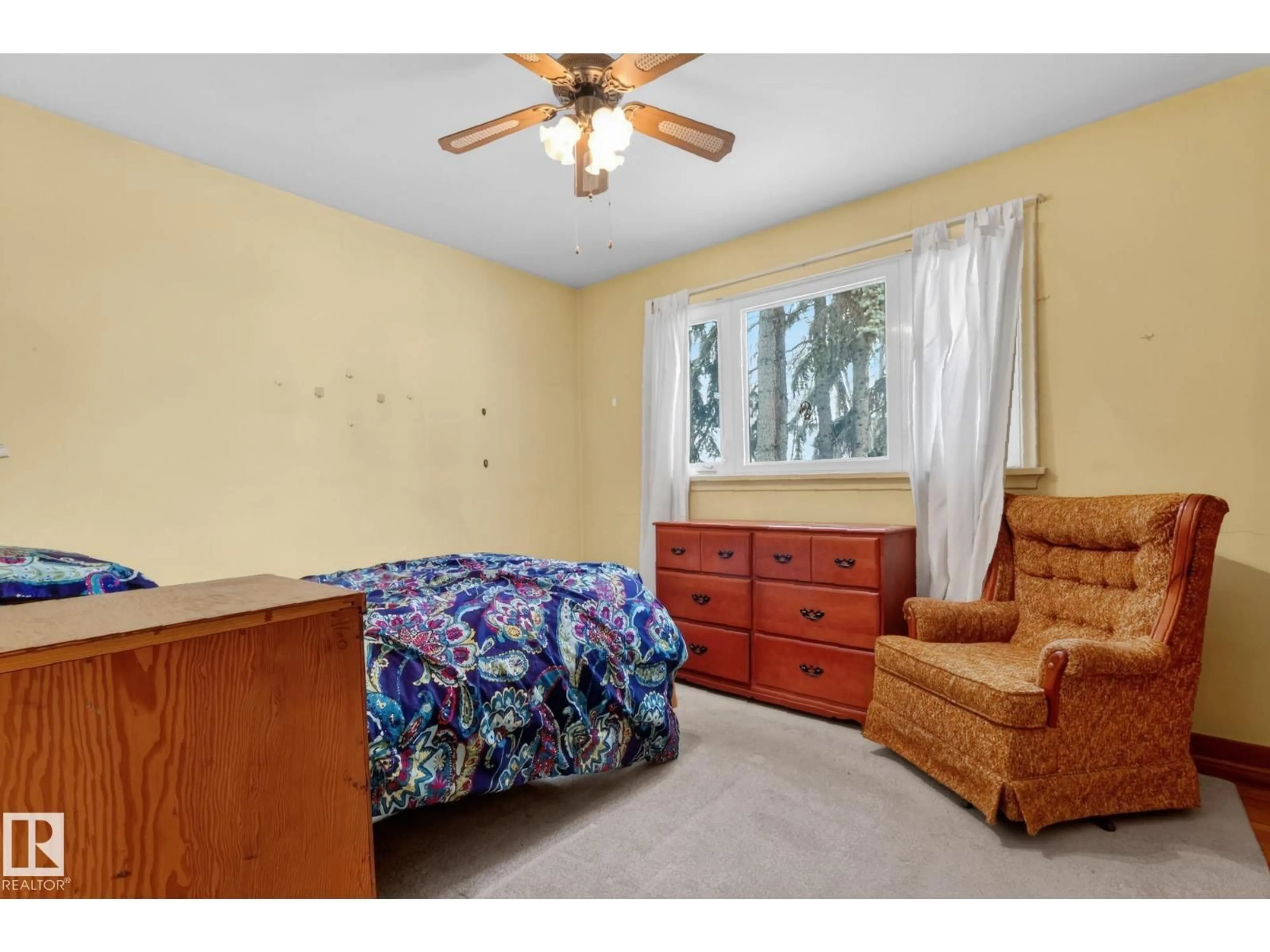 A pic of a room for 11255 71 AV, Edmonton Alberta T6G0A5