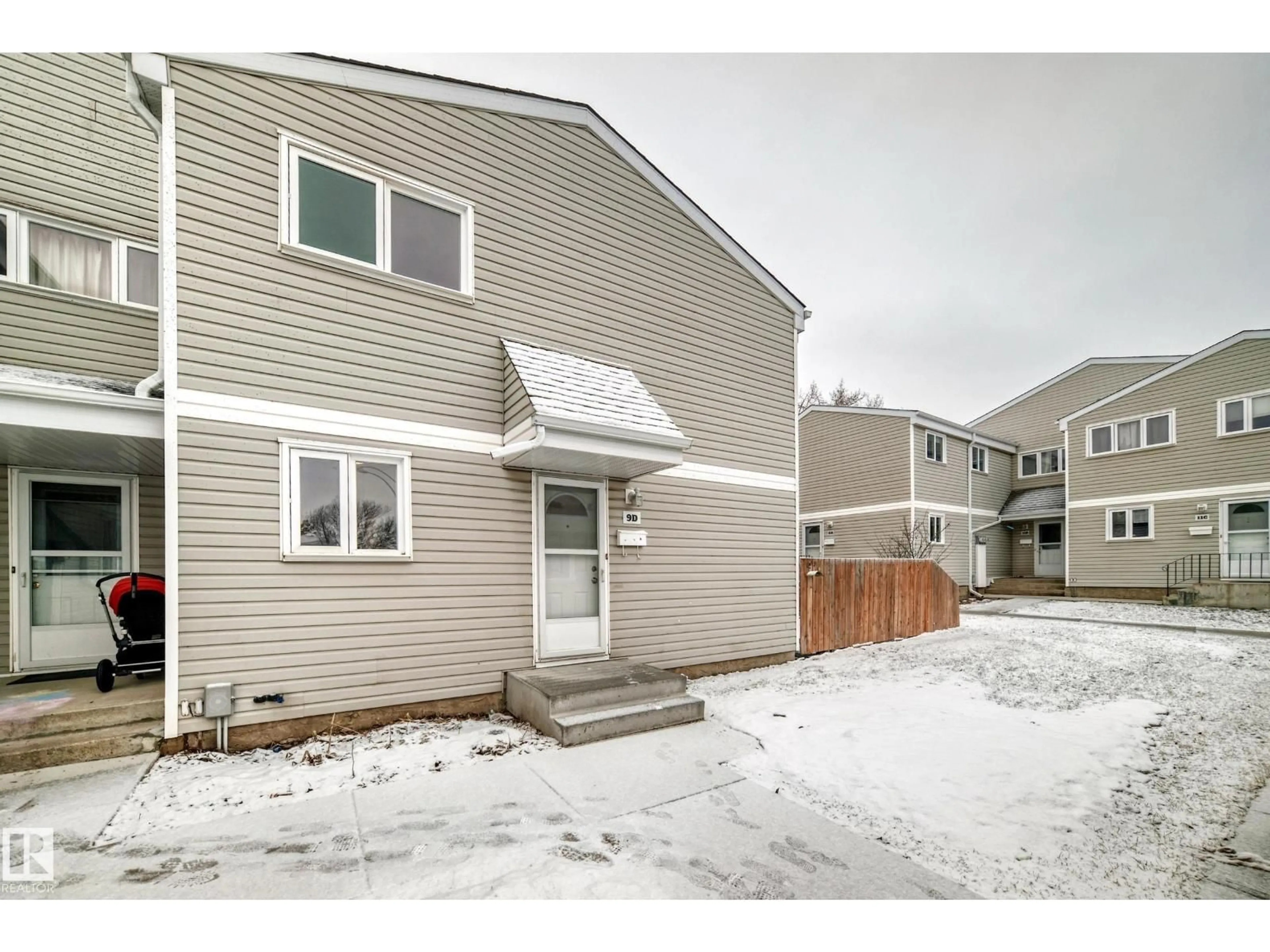 Unknown for 9D CASTLE TC, Edmonton Alberta T5X2E6