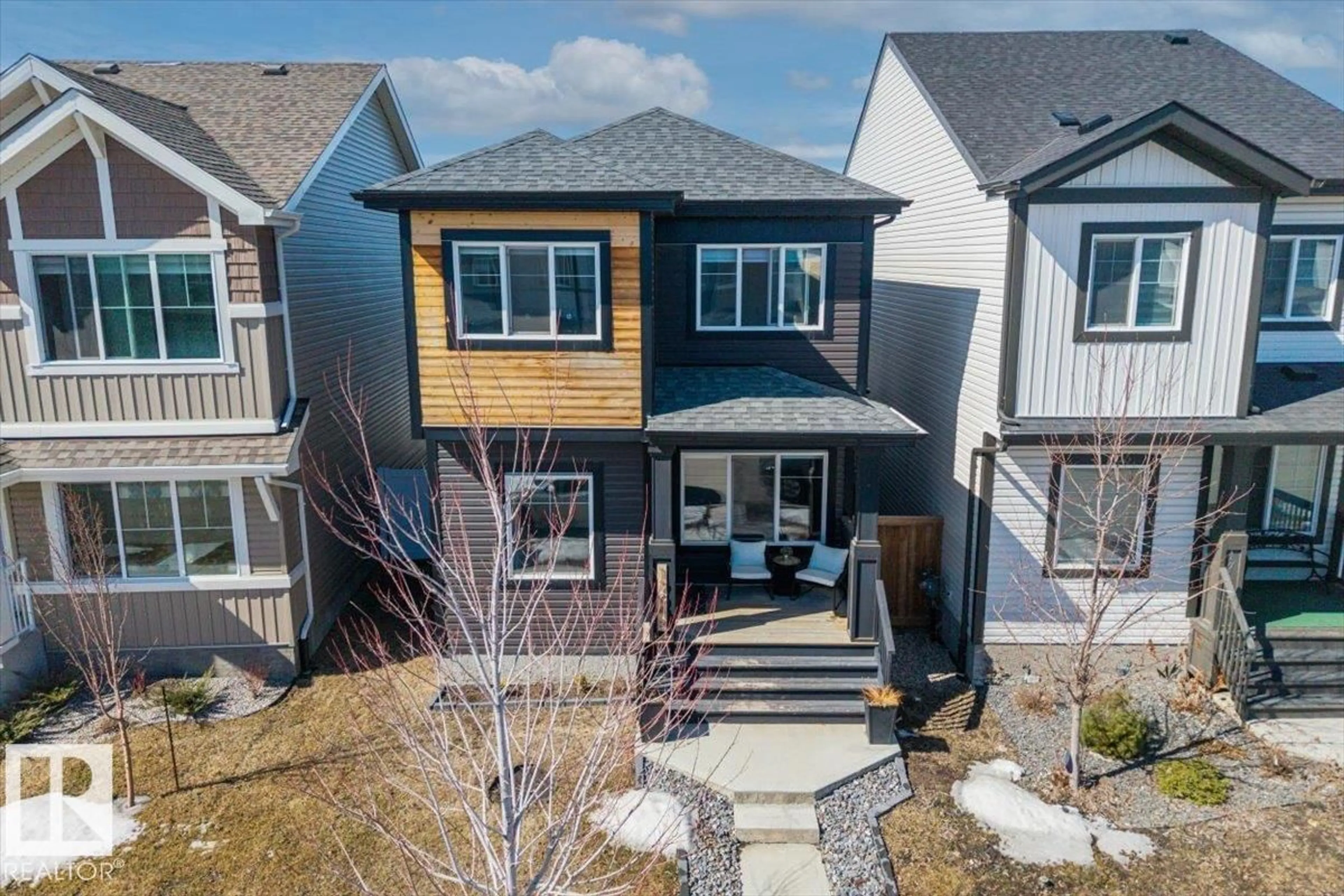A pic from outside/outdoor area/front of a property/back of a property/a pic from drone, street for NW - 17948 62 ST, Edmonton Alberta T5Y4A6