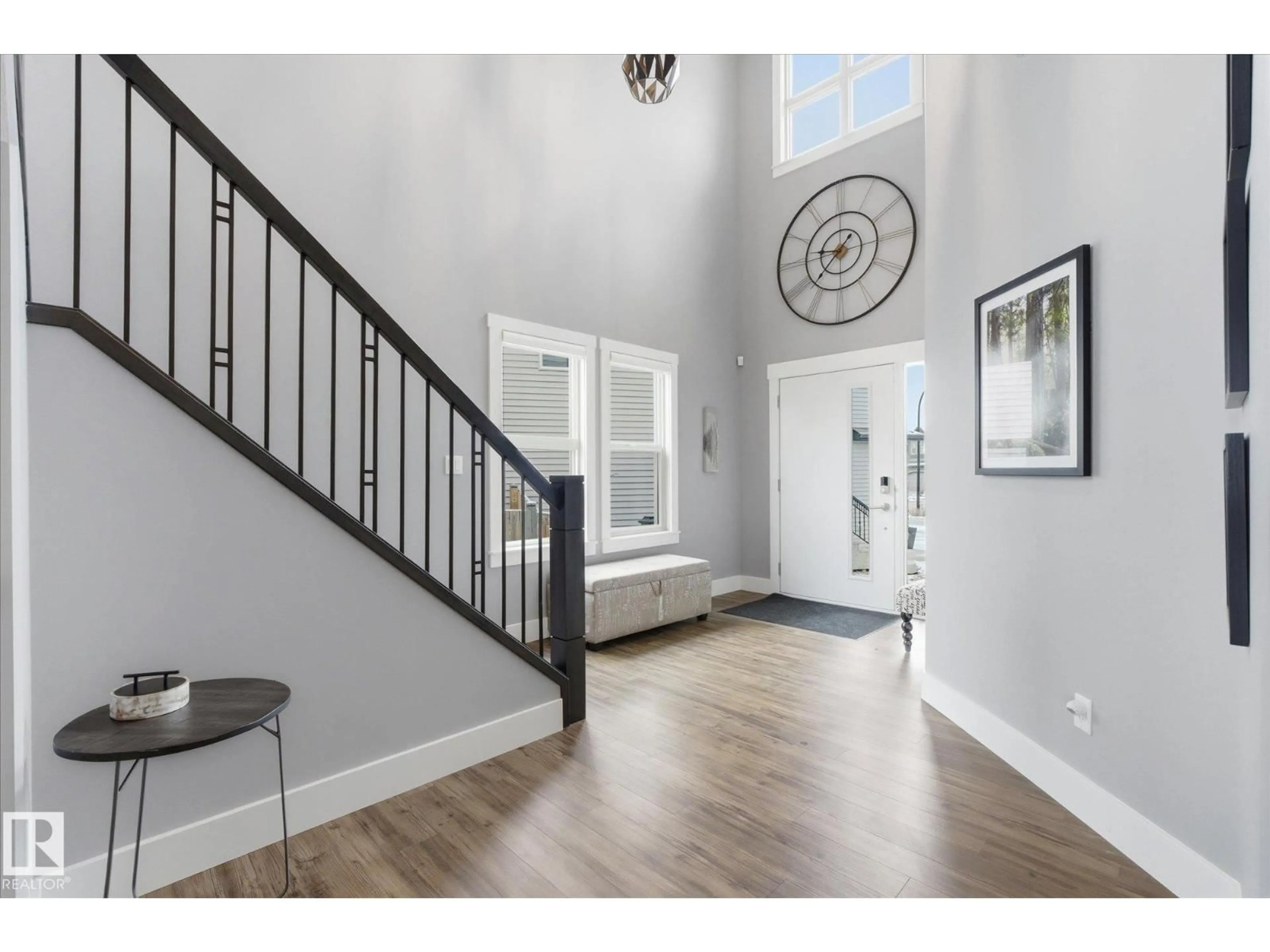 Indoor entryway for 6 GEORGE CO, Spruce Grove Alberta T7X0M2