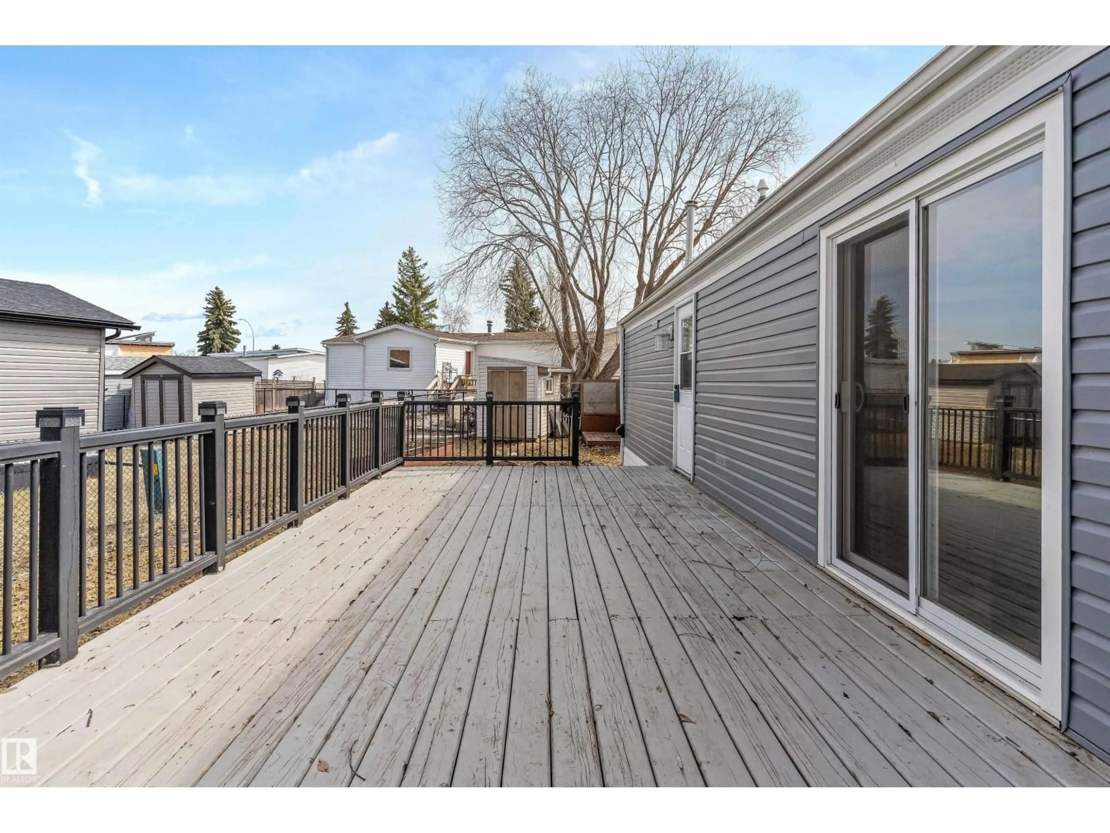 Patio, unknown for 232 53222 RR 272, Rural Parkland County Alberta T7X3N8