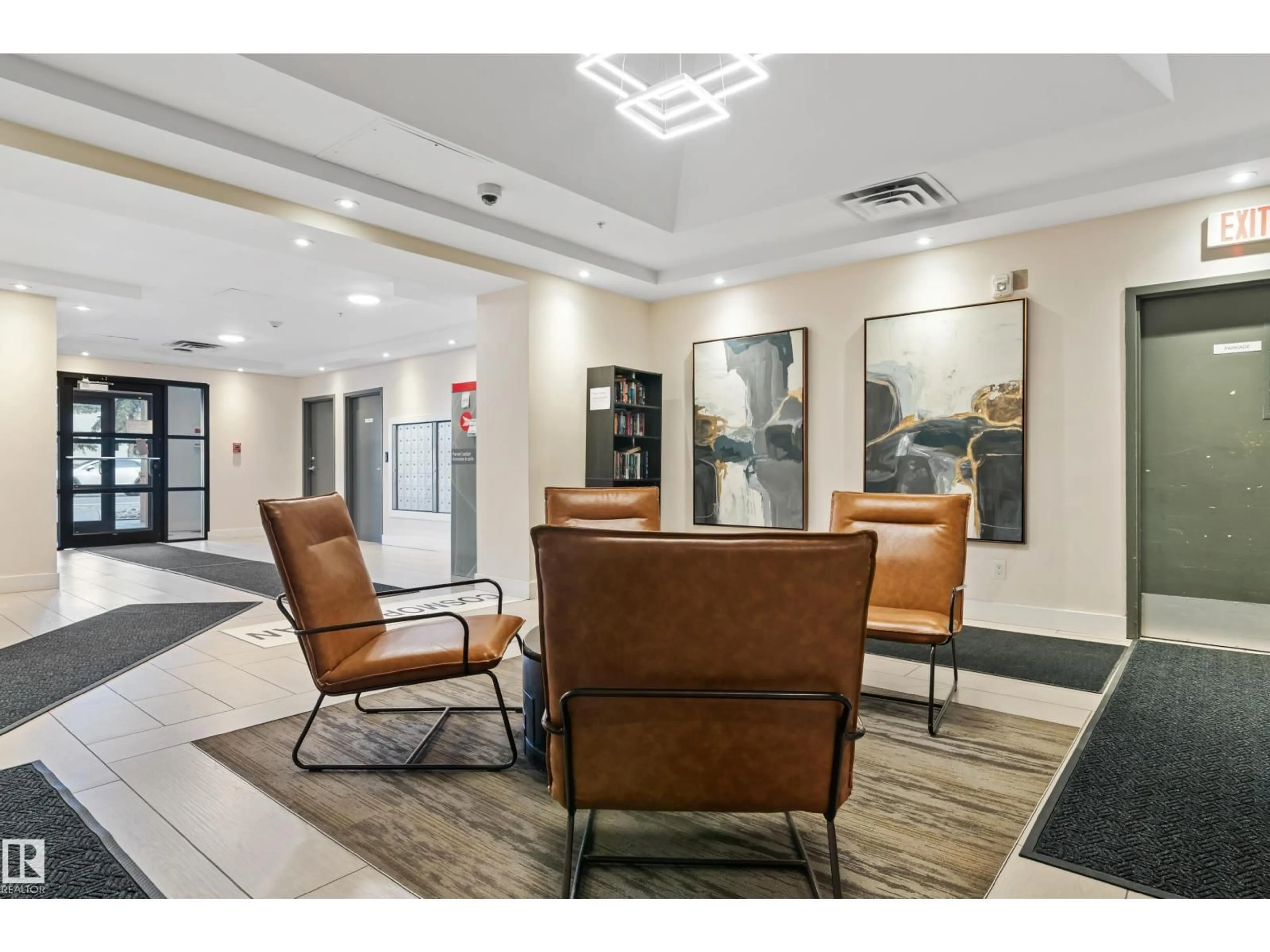 Lobby for 1102 - 10909 103 AV NW, Edmonton Alberta T5K2W7