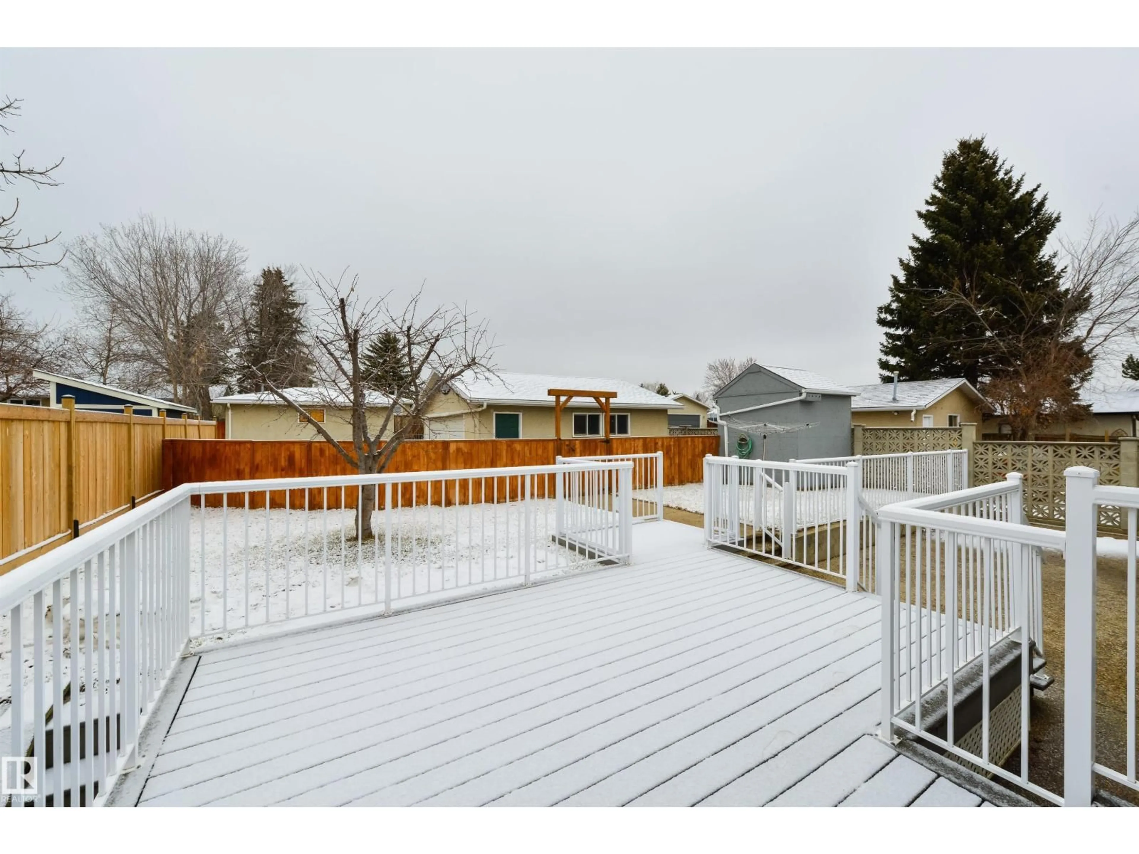 Patio, unknown for 10616 31 ST, Edmonton Alberta T5W1W5