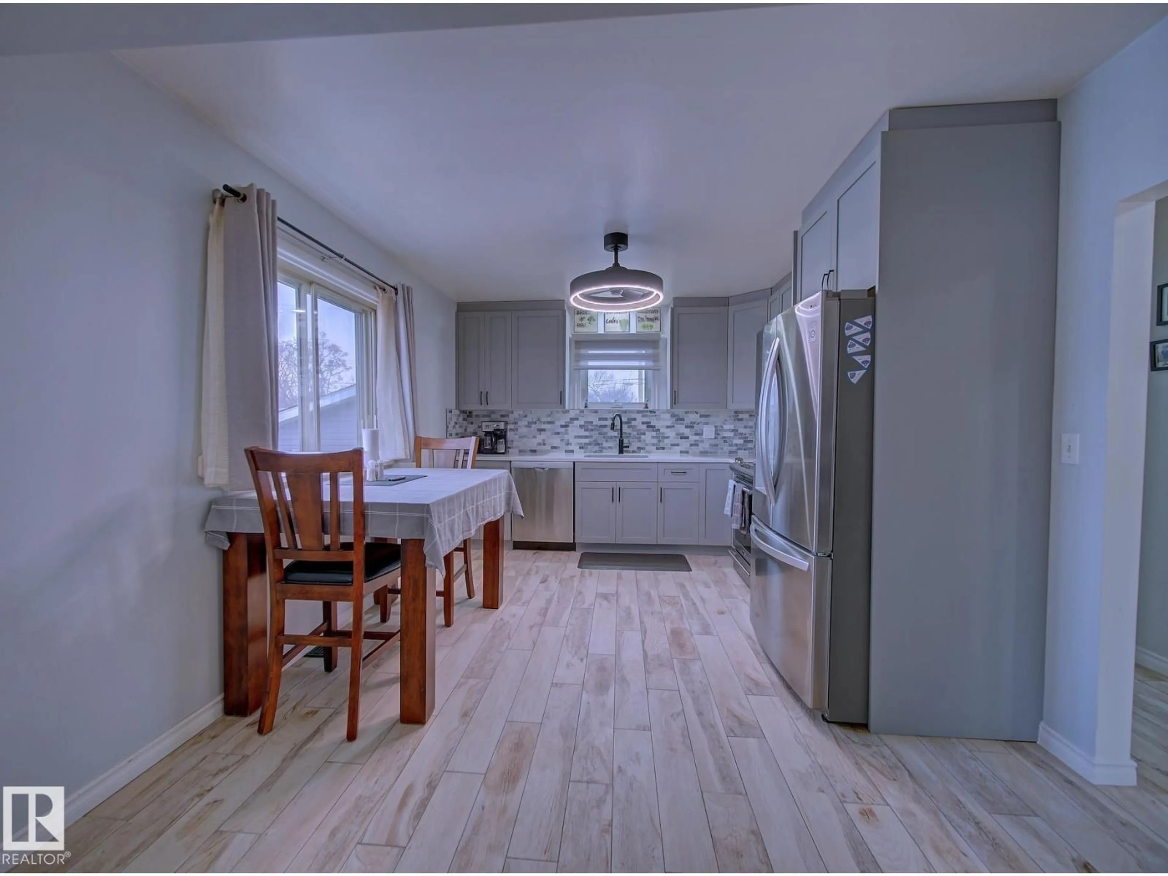 Open concept kitchen, unknown for 12 ROSS DR, Fort Saskatchewan Alberta T8L2M8