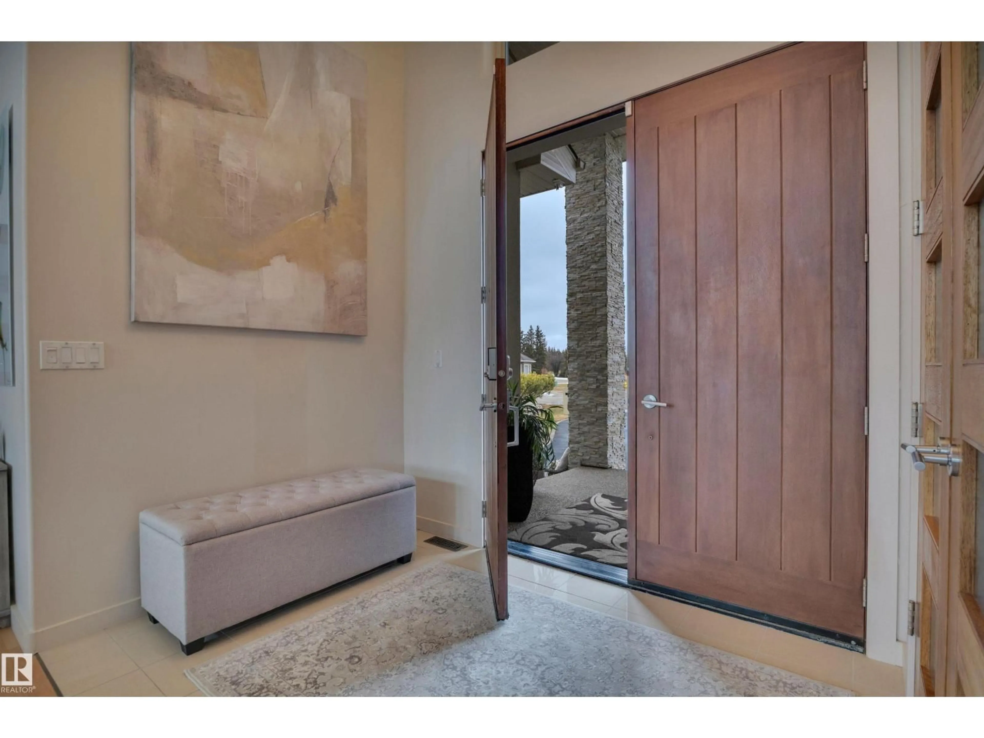 Indoor entryway for 41 53217 RGE ROAD 263, Rural Parkland County Alberta T7X3G2