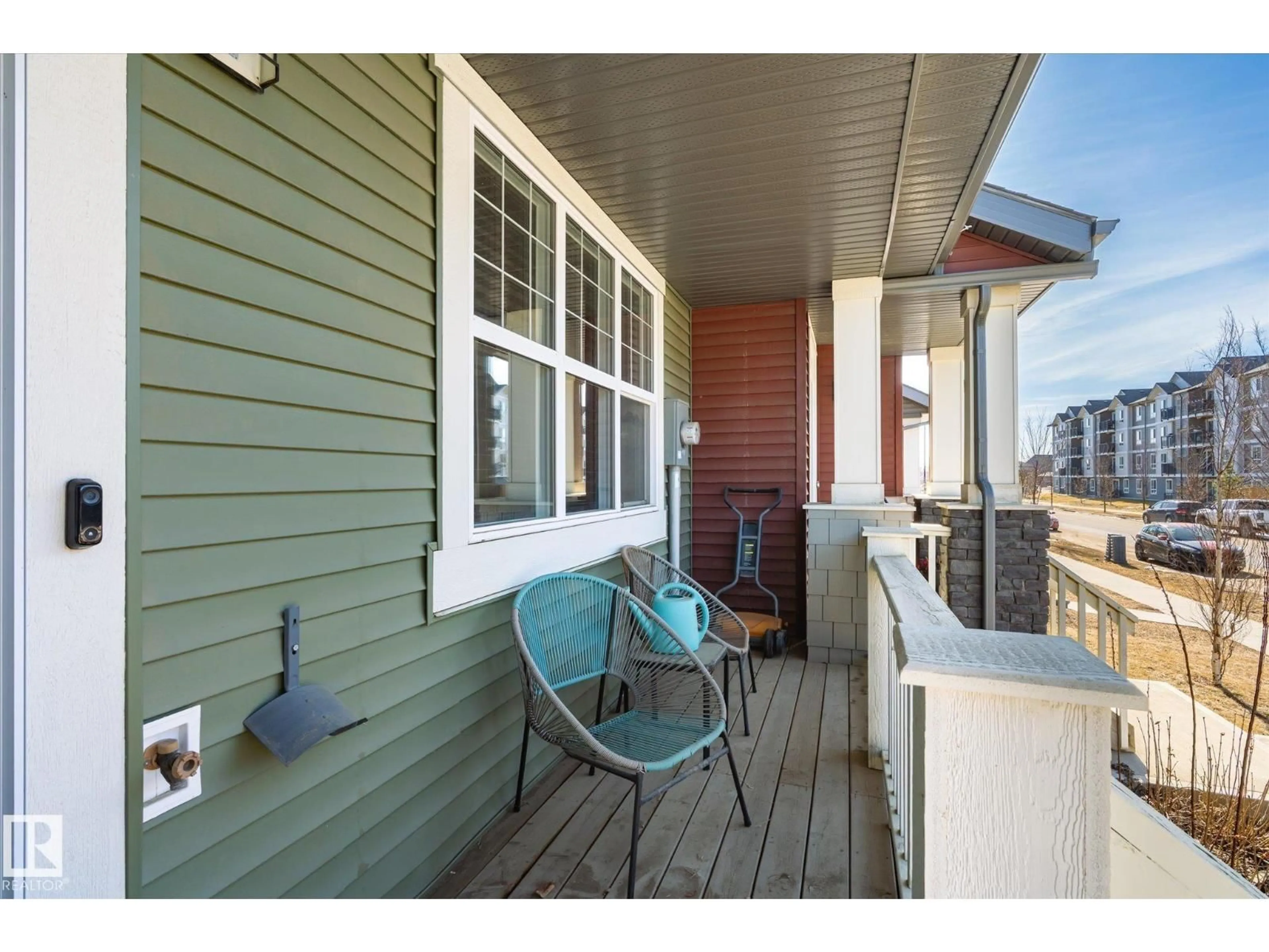 Patio, street for 1208 ROSENTHAL BV, Edmonton Alberta T5T7L4