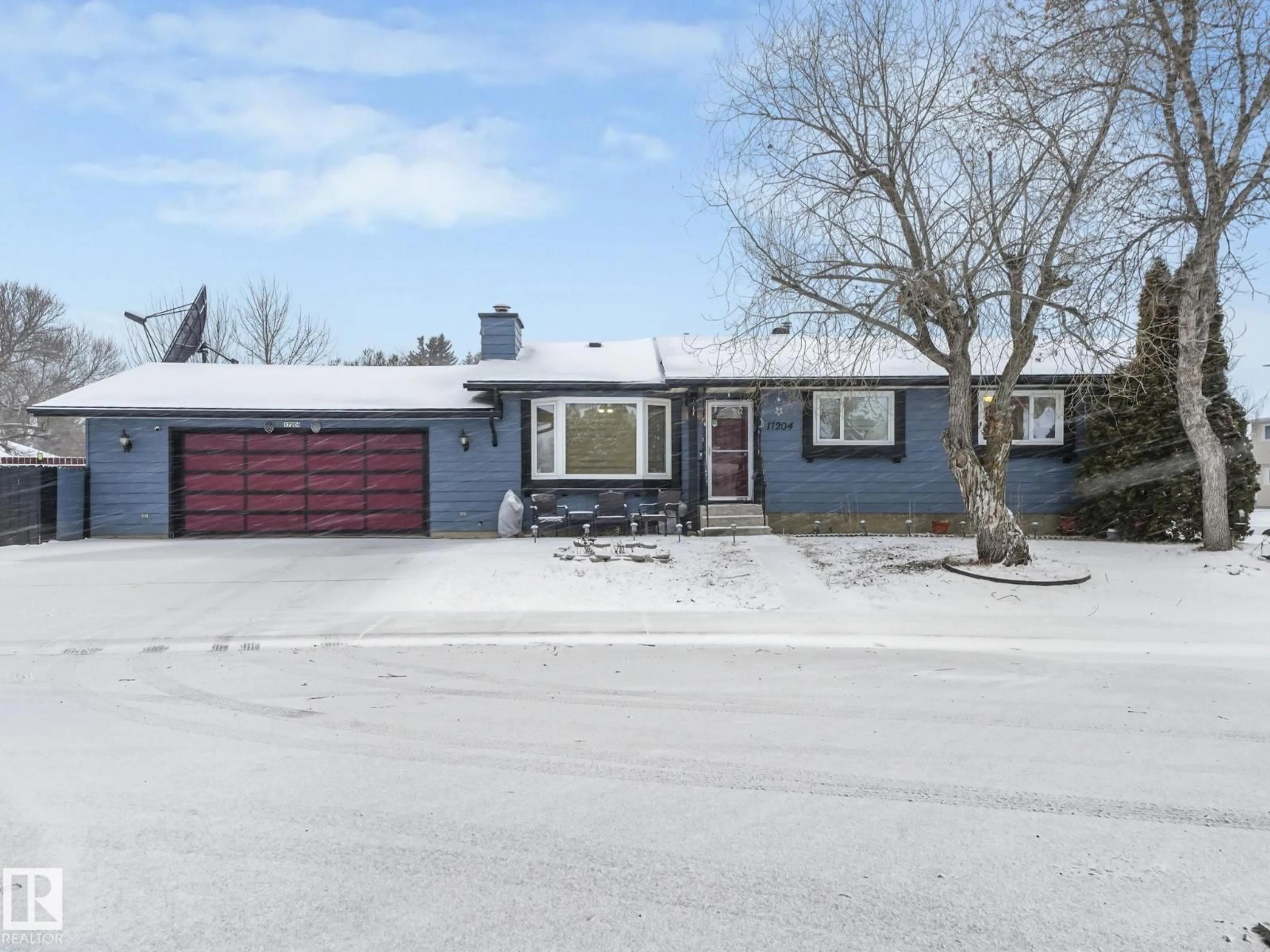 Home with brick exterior material, street for 17204 98 ST, Edmonton Alberta T5X3Y3