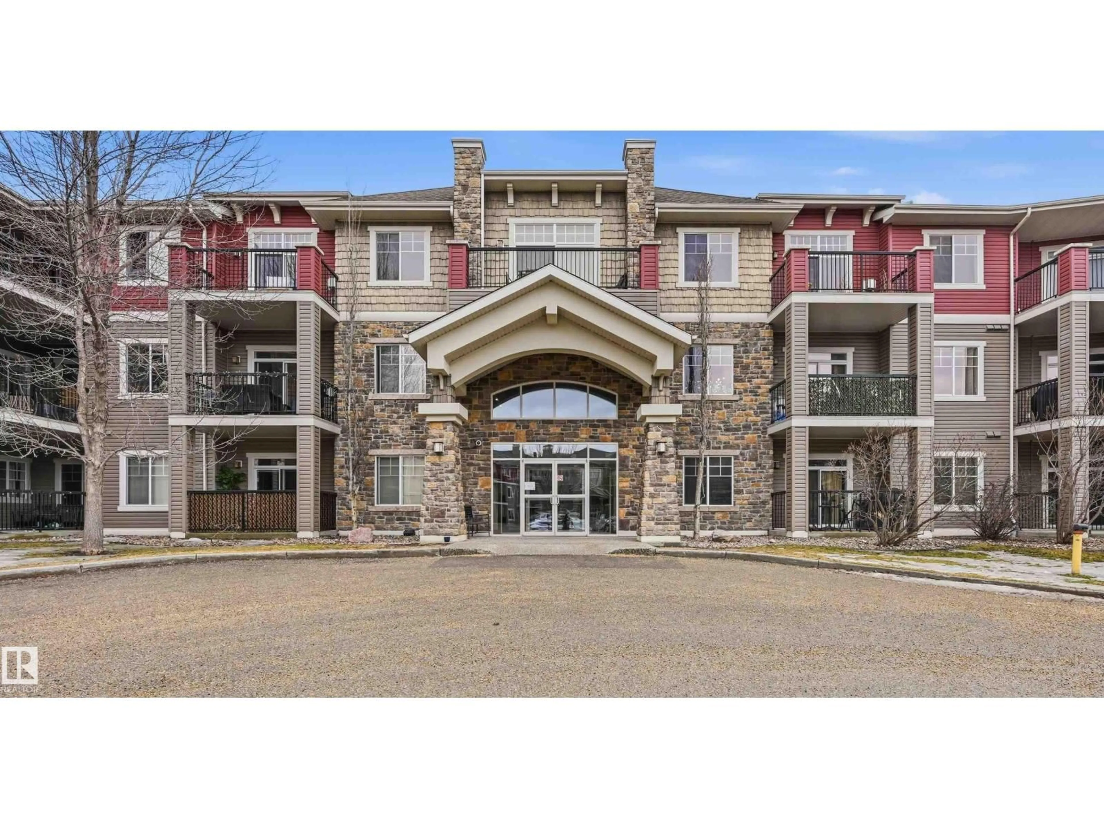 Indoor foyer for #139 - 2503 HANNA CR, Edmonton Alberta T6R0H1