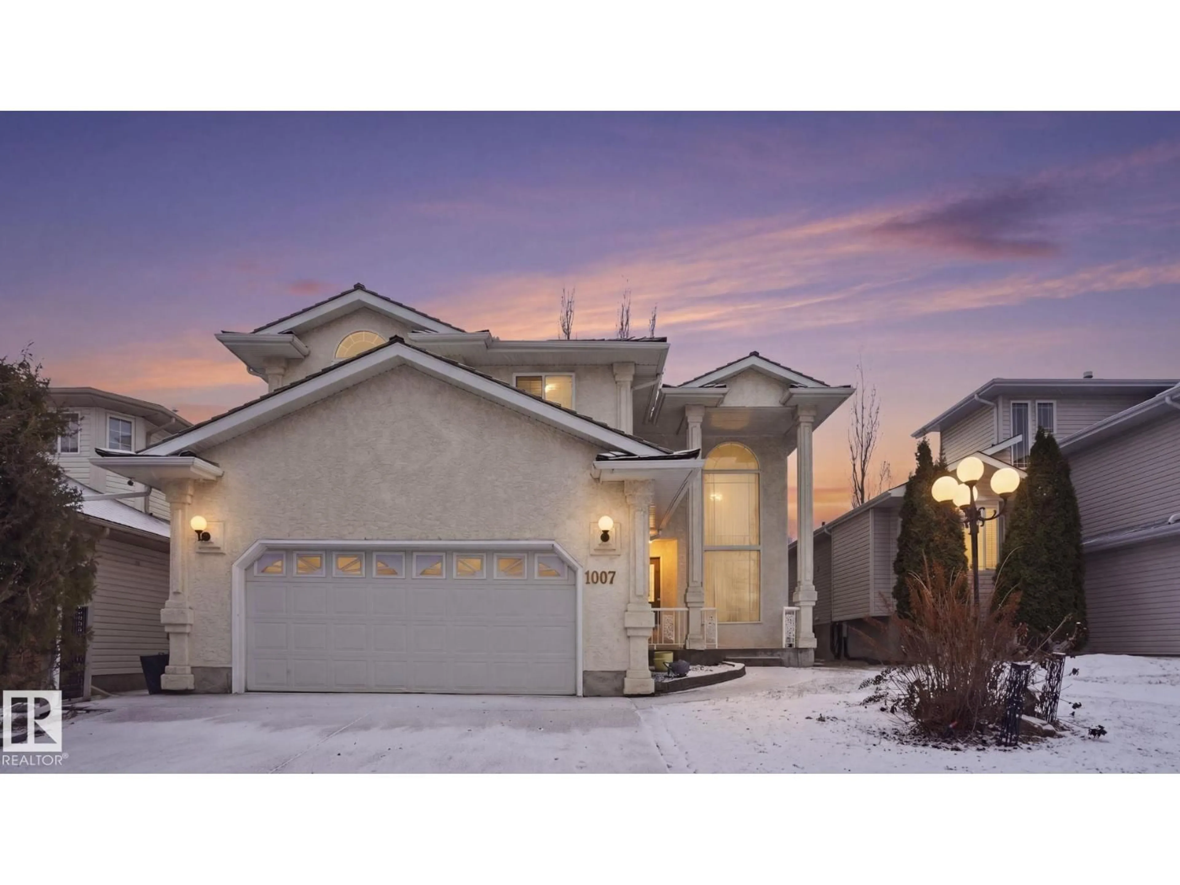 Home with vinyl exterior material, street for 1007 ORMSBY CR, Edmonton Alberta T5T6G8