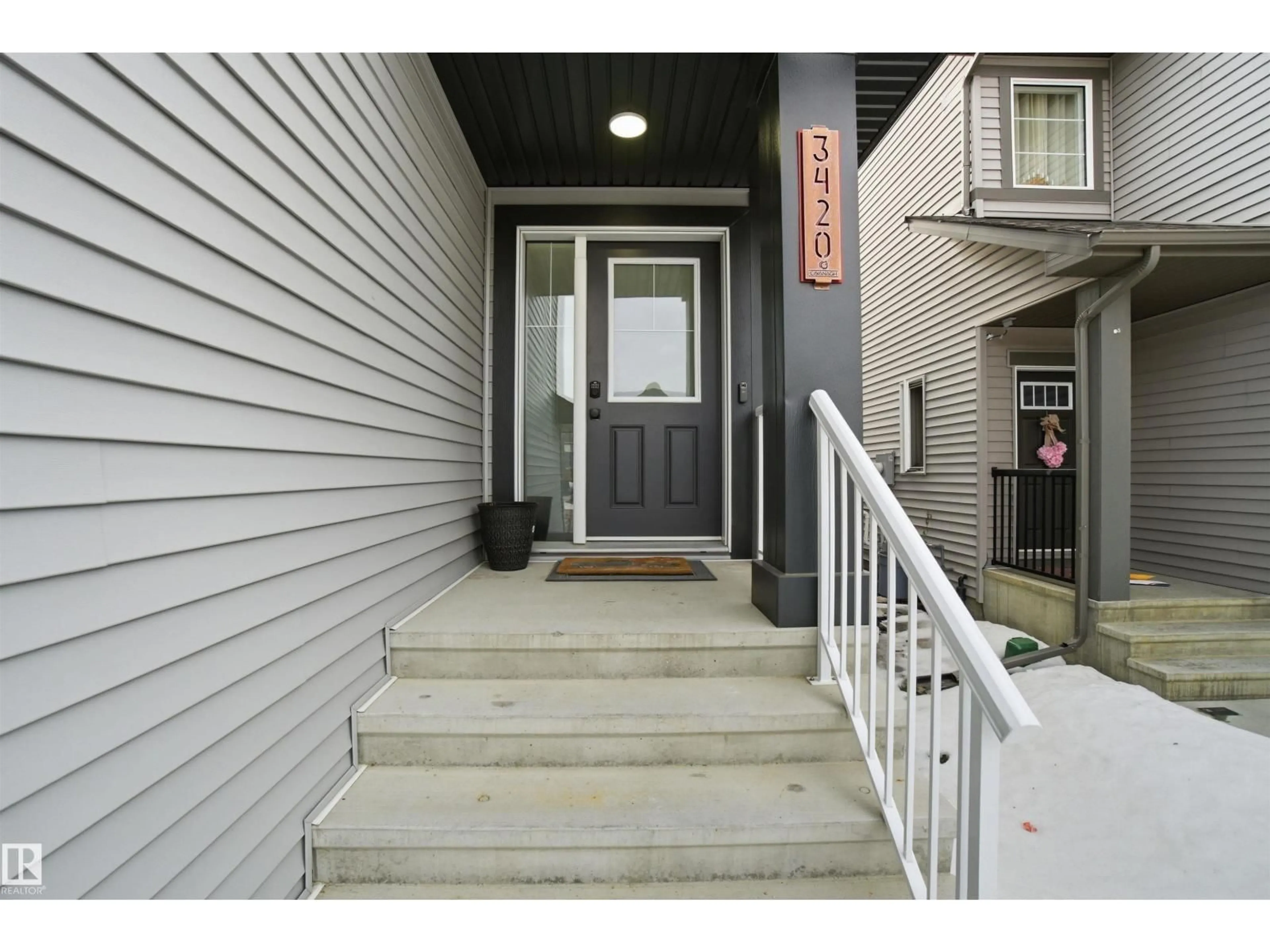 Indoor entryway for SW - 3420 CHECKNITA TC, Edmonton Alberta T6W4H6