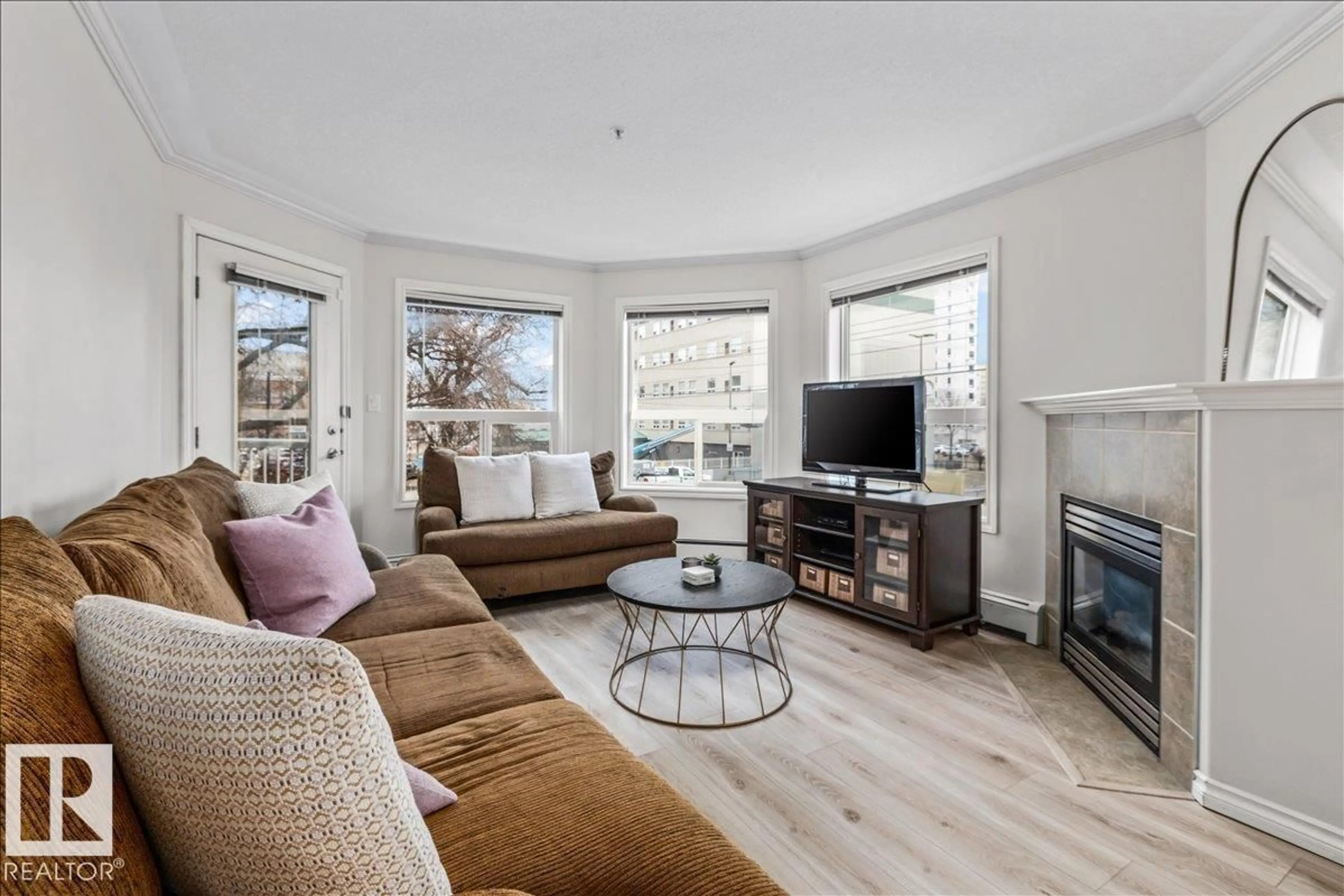 Living room with furniture, unknown for 206 - 9938 104 ST, Edmonton Alberta T5K2X7