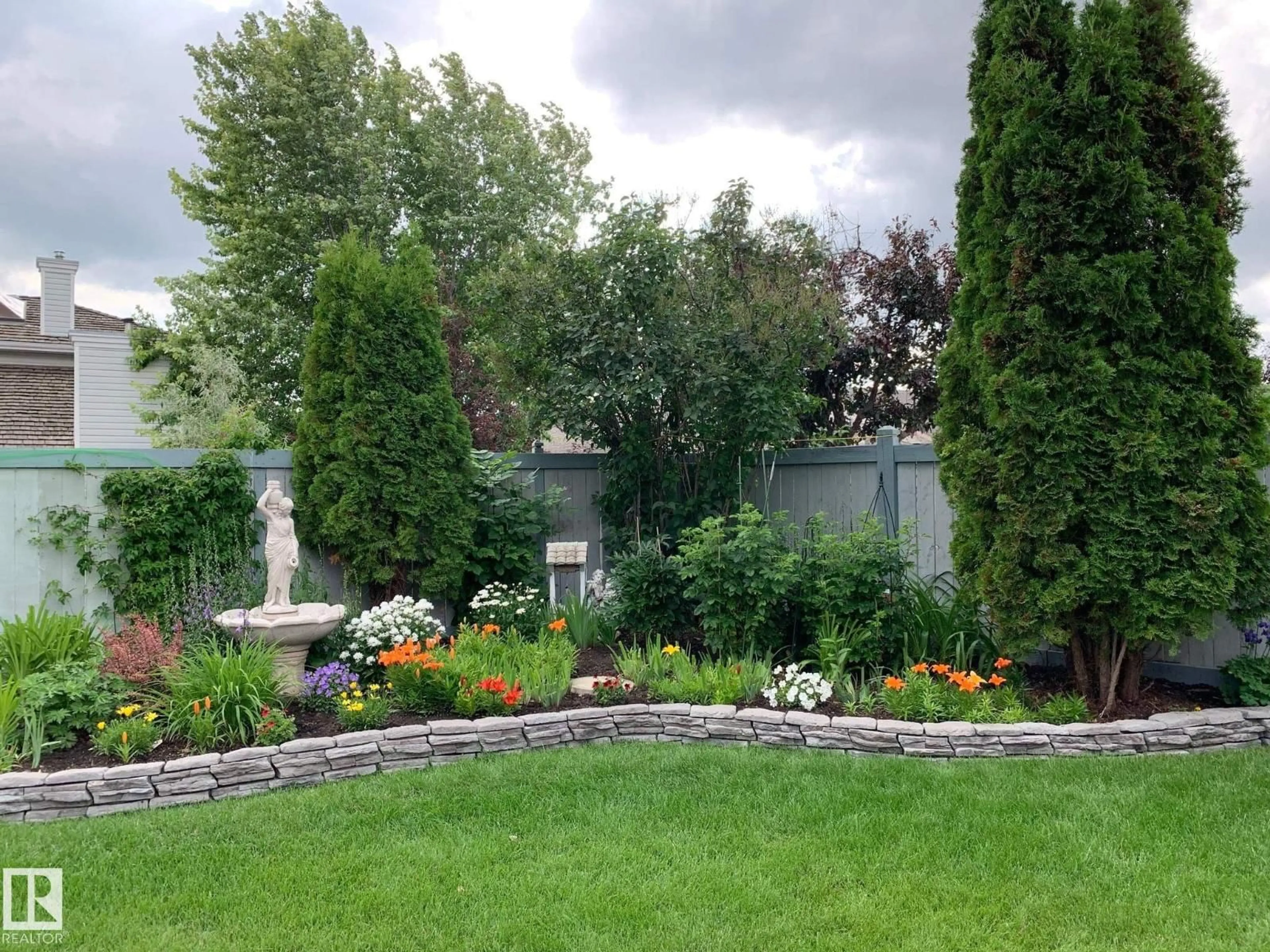 Patio, unknown for 163 HIGHLAND WY, Sherwood Park Alberta T8A5R2