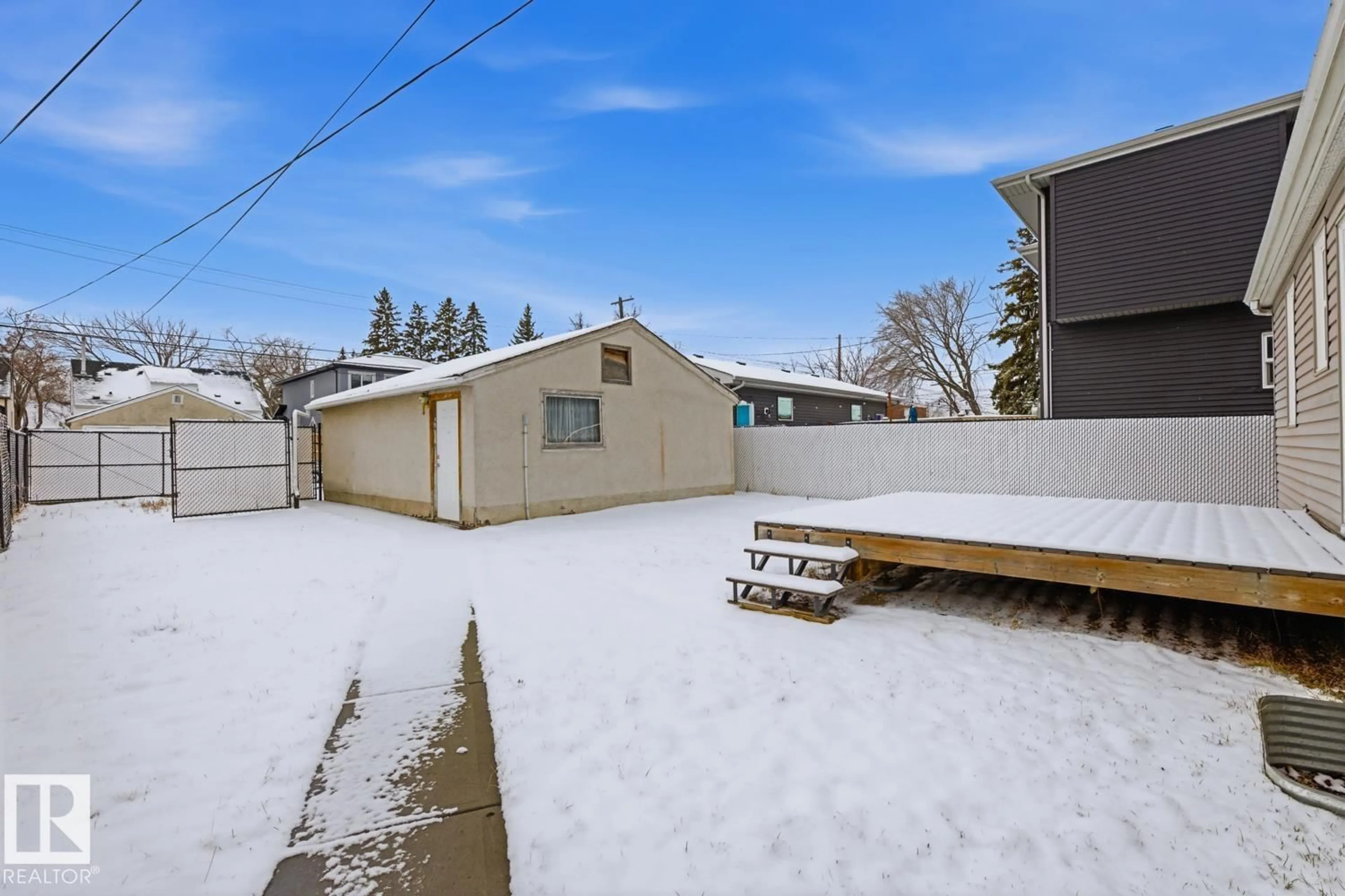 Patio, street for NW - 8139 79 AV, Edmonton Alberta T6C0P9