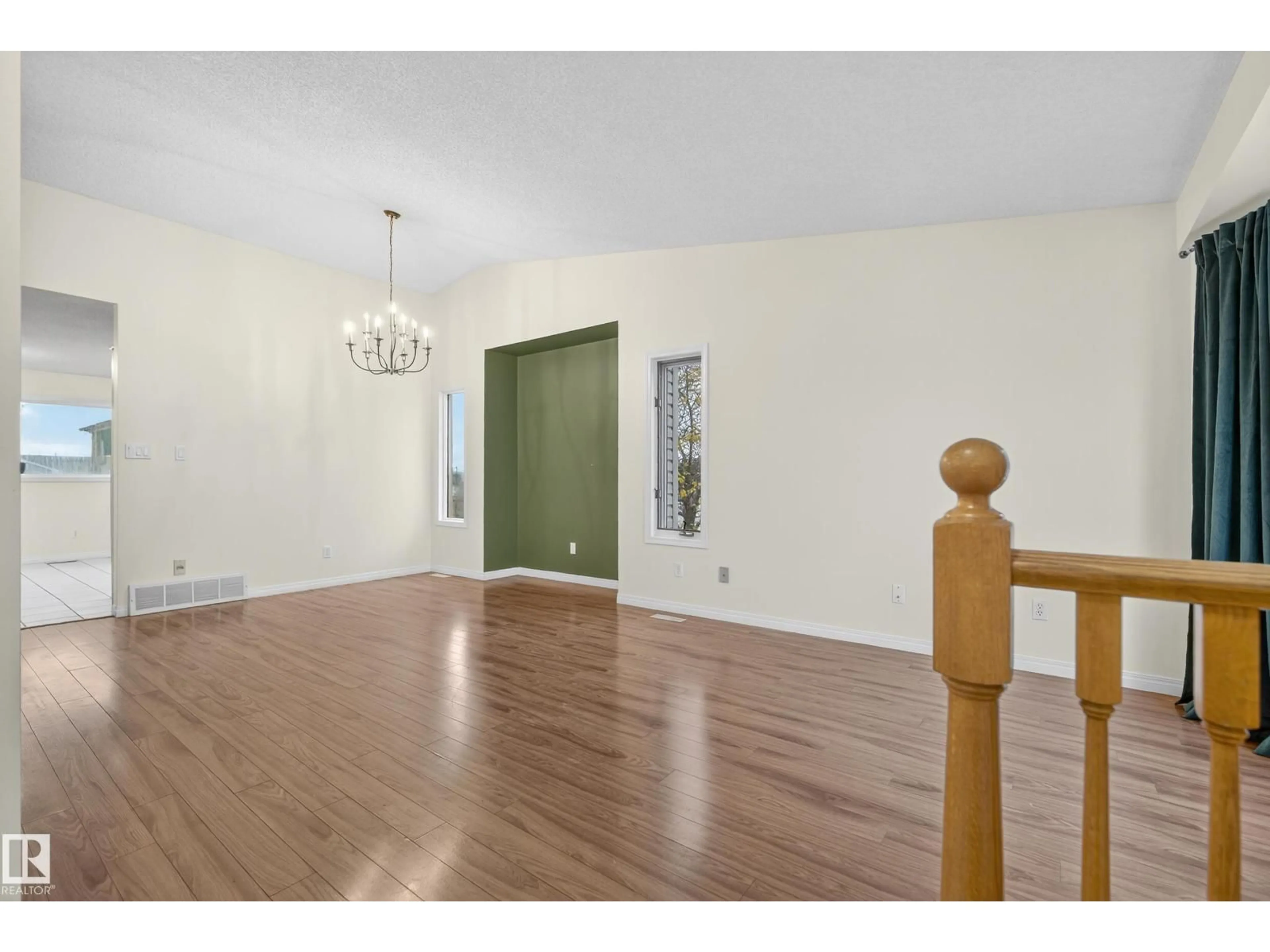 Unknown for 6520 154 AV, Edmonton Alberta T5Y2N7