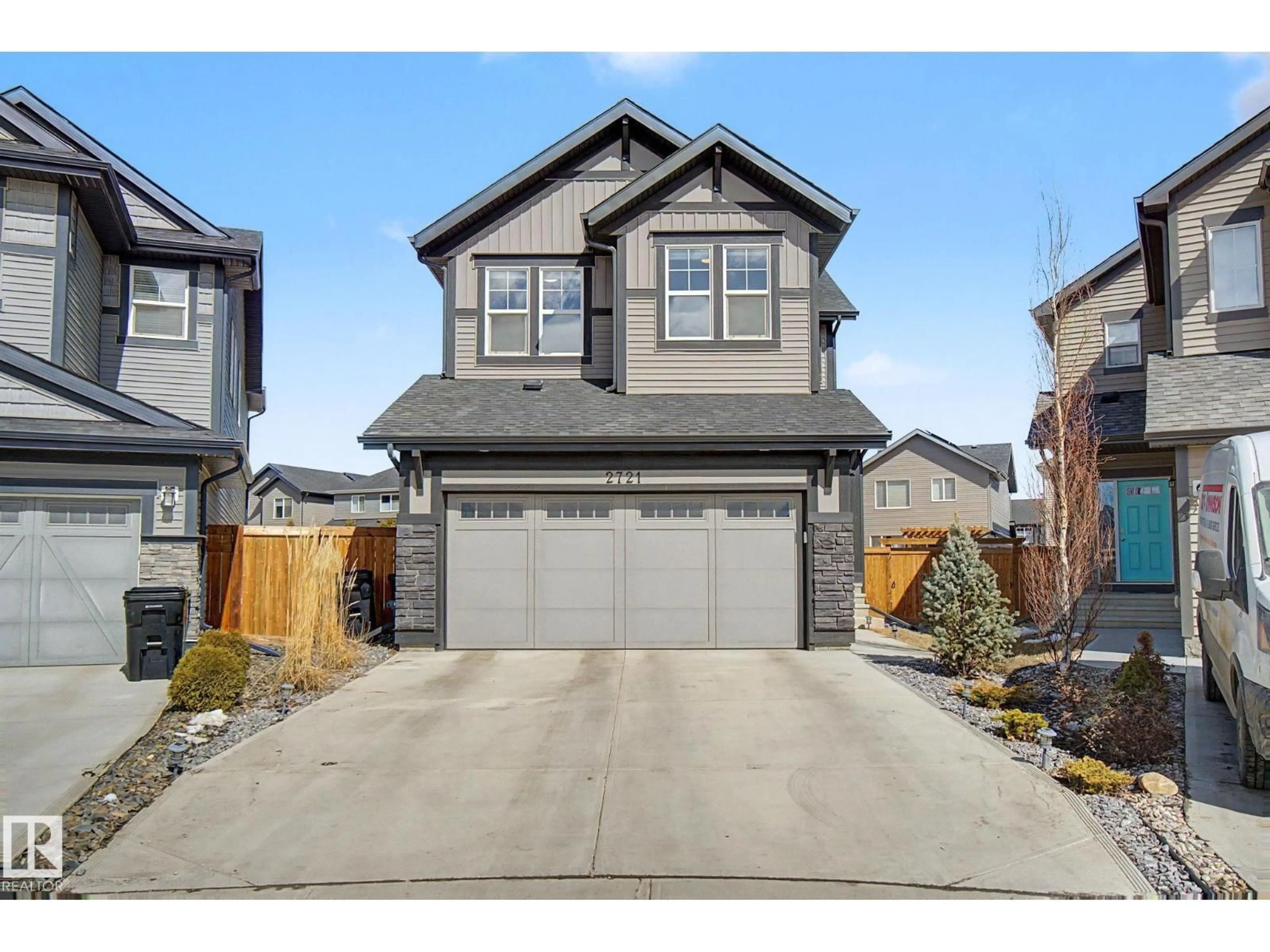 Home with vinyl exterior material, street for SW - 2721 DONAGHEY CR, Edmonton Alberta T6W4S9
