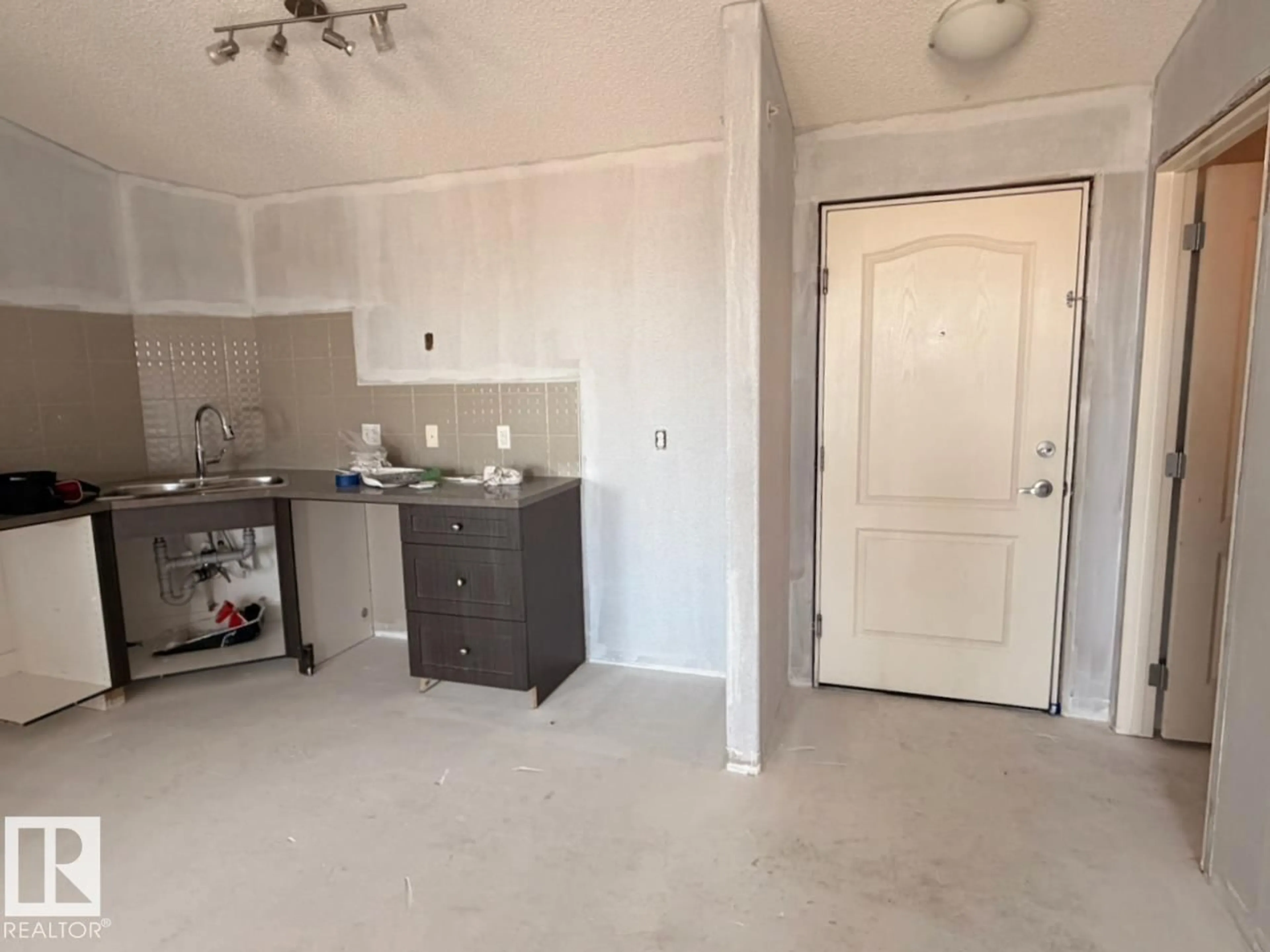 Standard kitchen, unknown for #416 - 1520 HAMMOND GATE, Edmonton Alberta T6M0J4