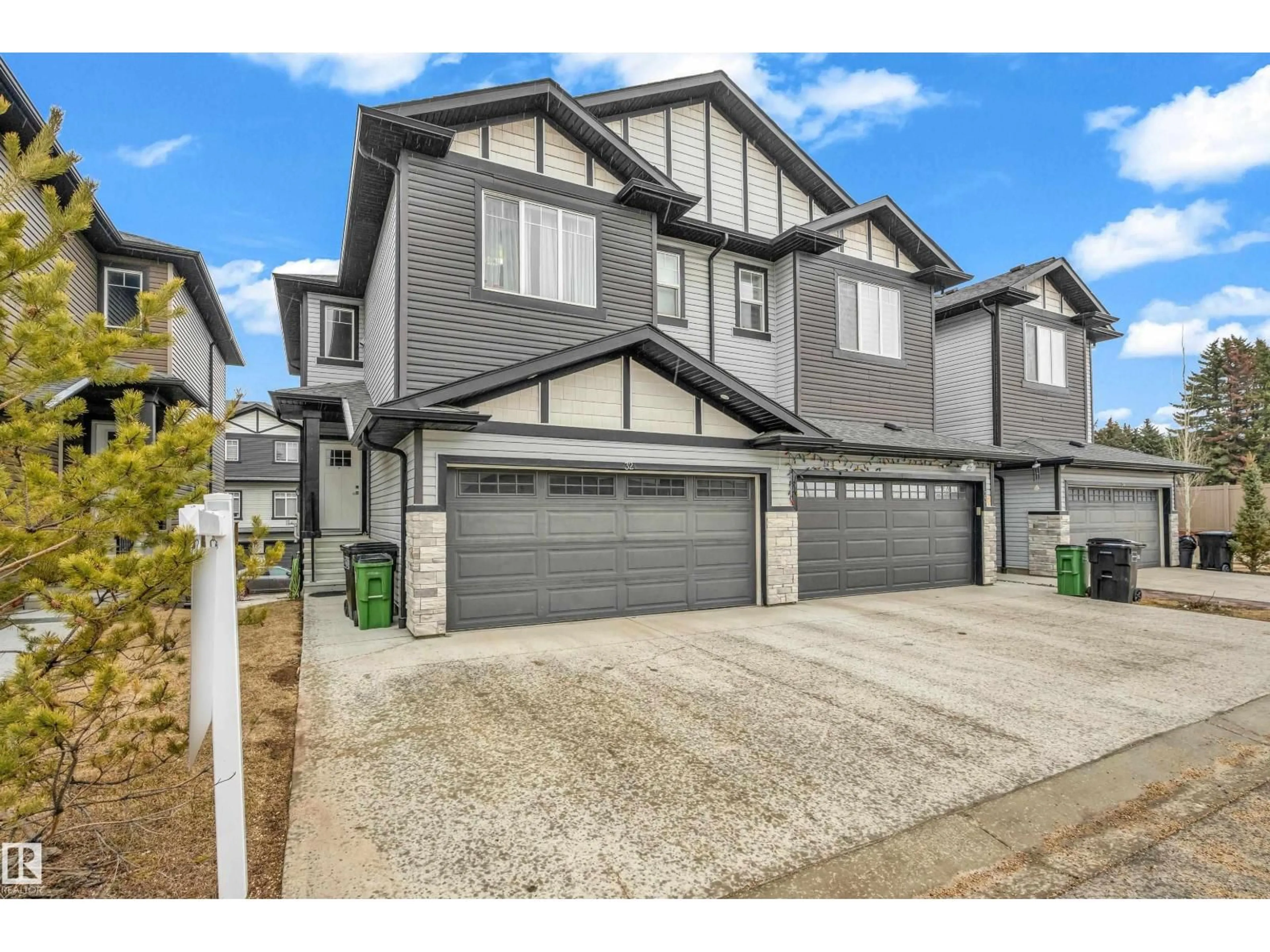 Unknown for #32 - 1703 16 AV, Edmonton Alberta T6T2C3