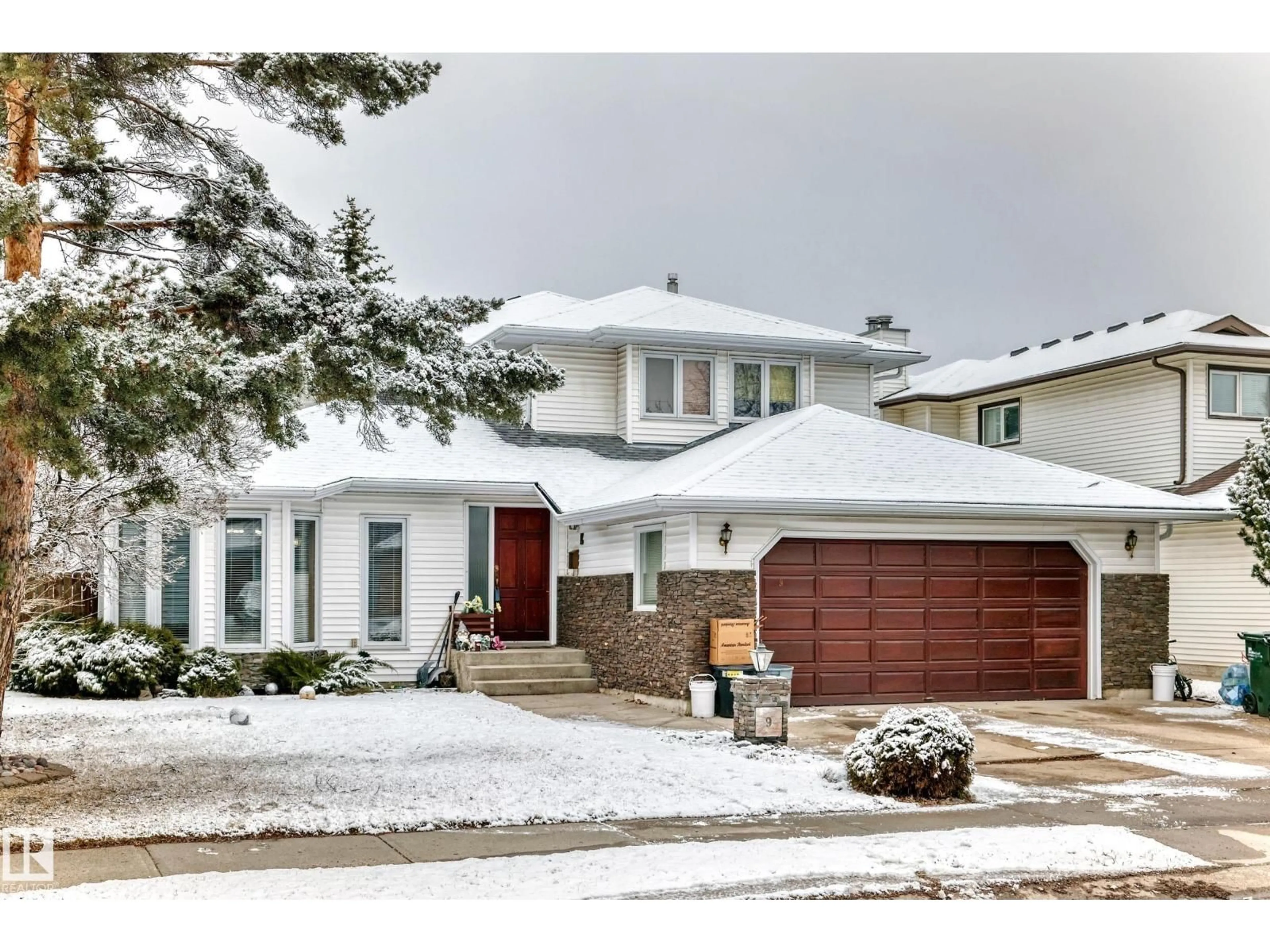 Home with brick exterior material, street for 9 KIRKLEES RD, Sherwood Park Alberta T8A5H1
