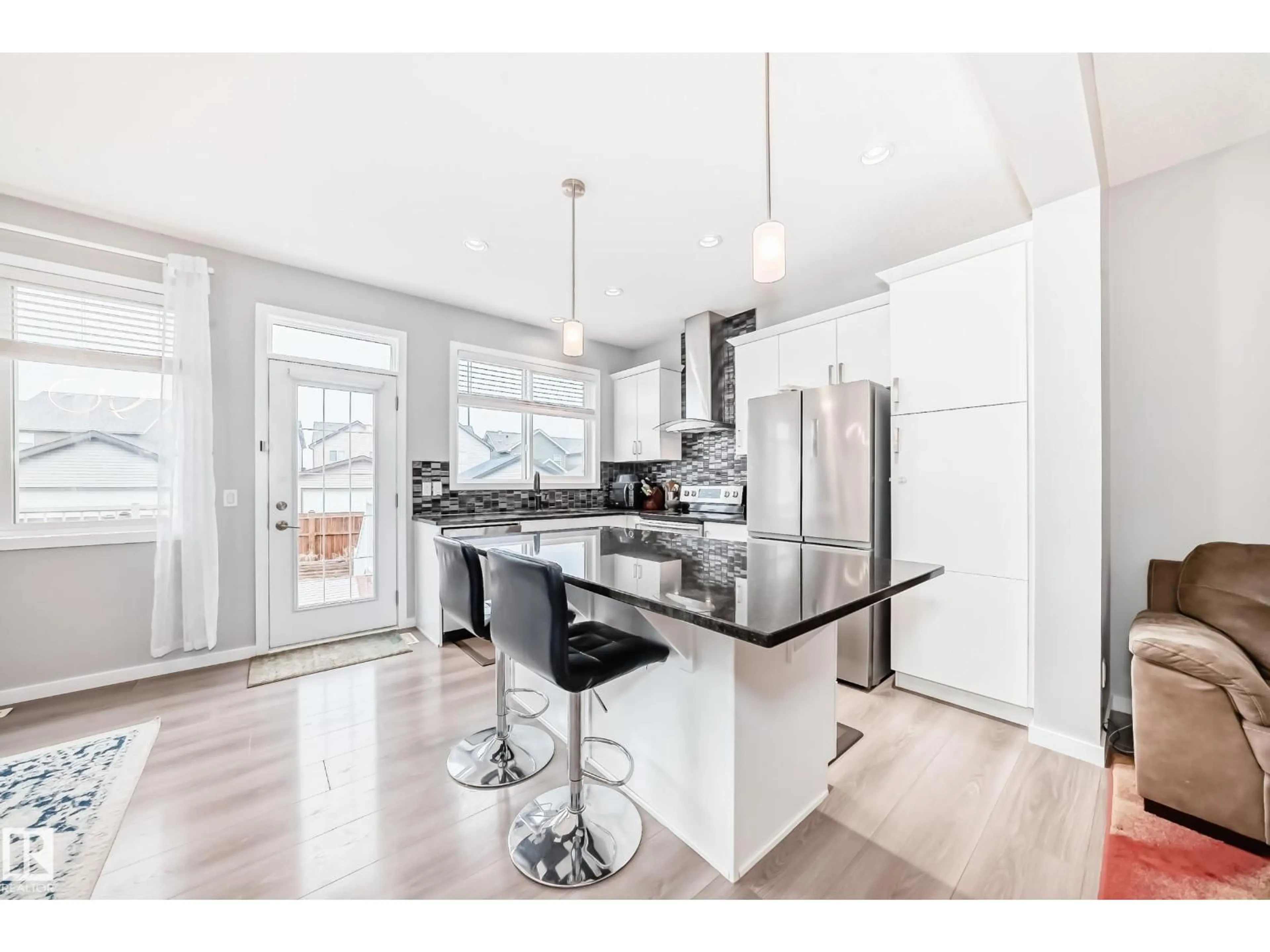 Open concept kitchen, unknown for 5868 ANTHONY CR, Edmonton Alberta T6W3H4