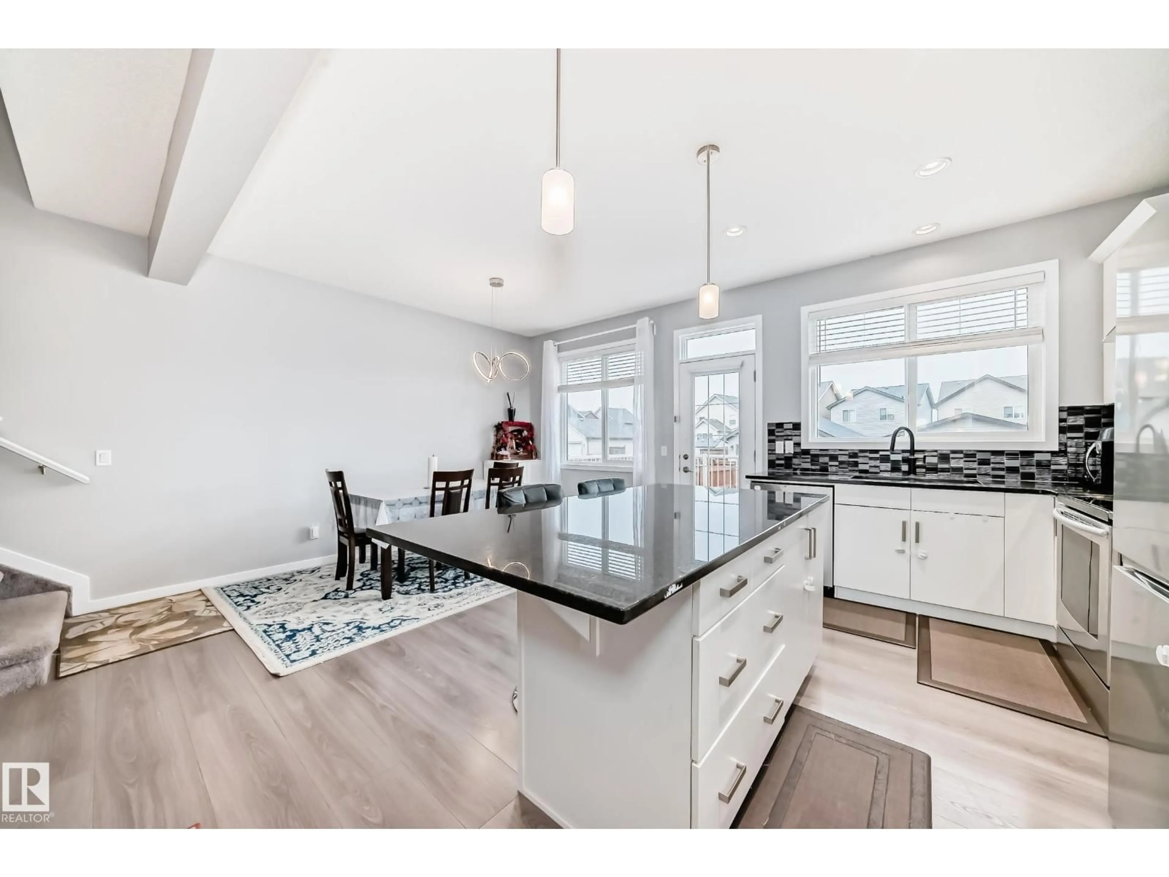 Open concept kitchen, unknown for 5868 ANTHONY CR, Edmonton Alberta T6W3H4