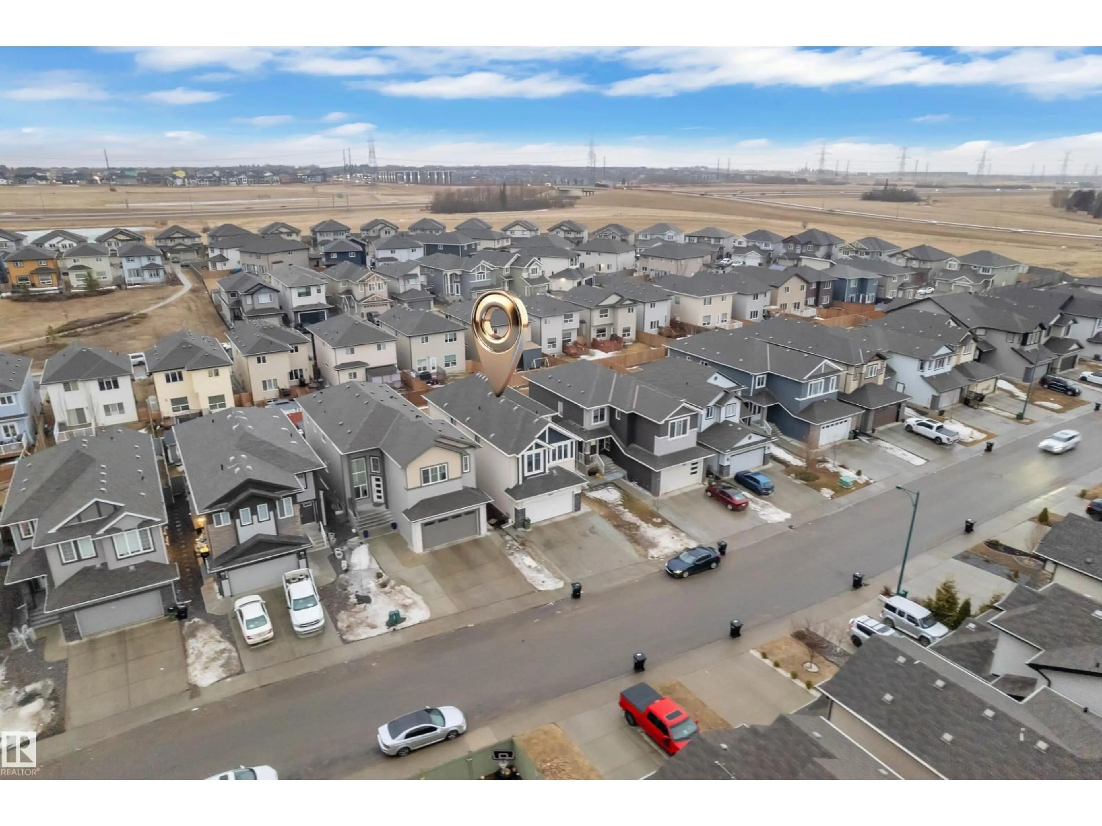 A pic from outside/outdoor area/front of a property/back of a property/a pic from drone, street for 3235 13 AV, Edmonton Alberta T6T0Z4