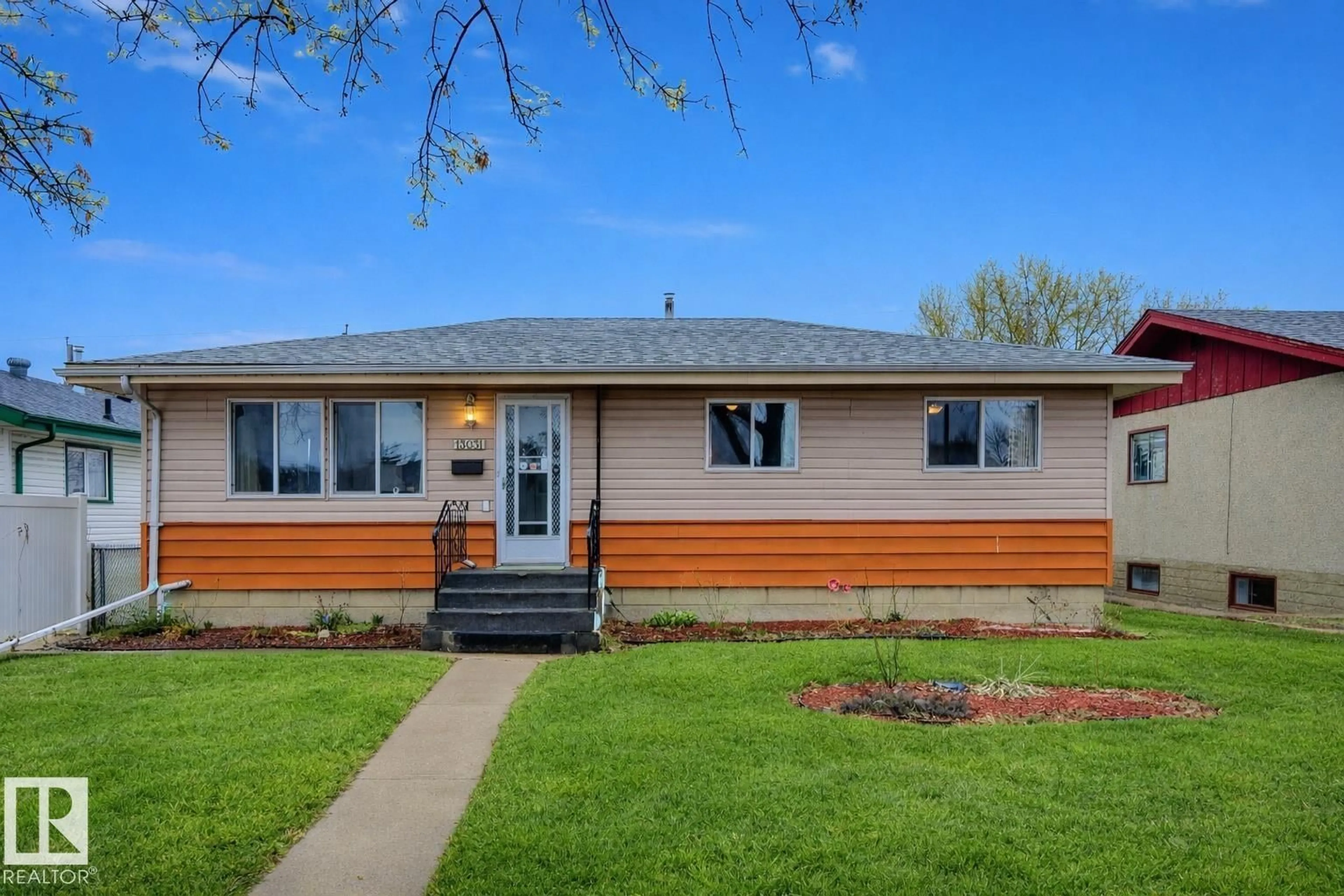 Home with vinyl exterior material, street for NW - 13031 62 ST, Edmonton Alberta T5A0V2